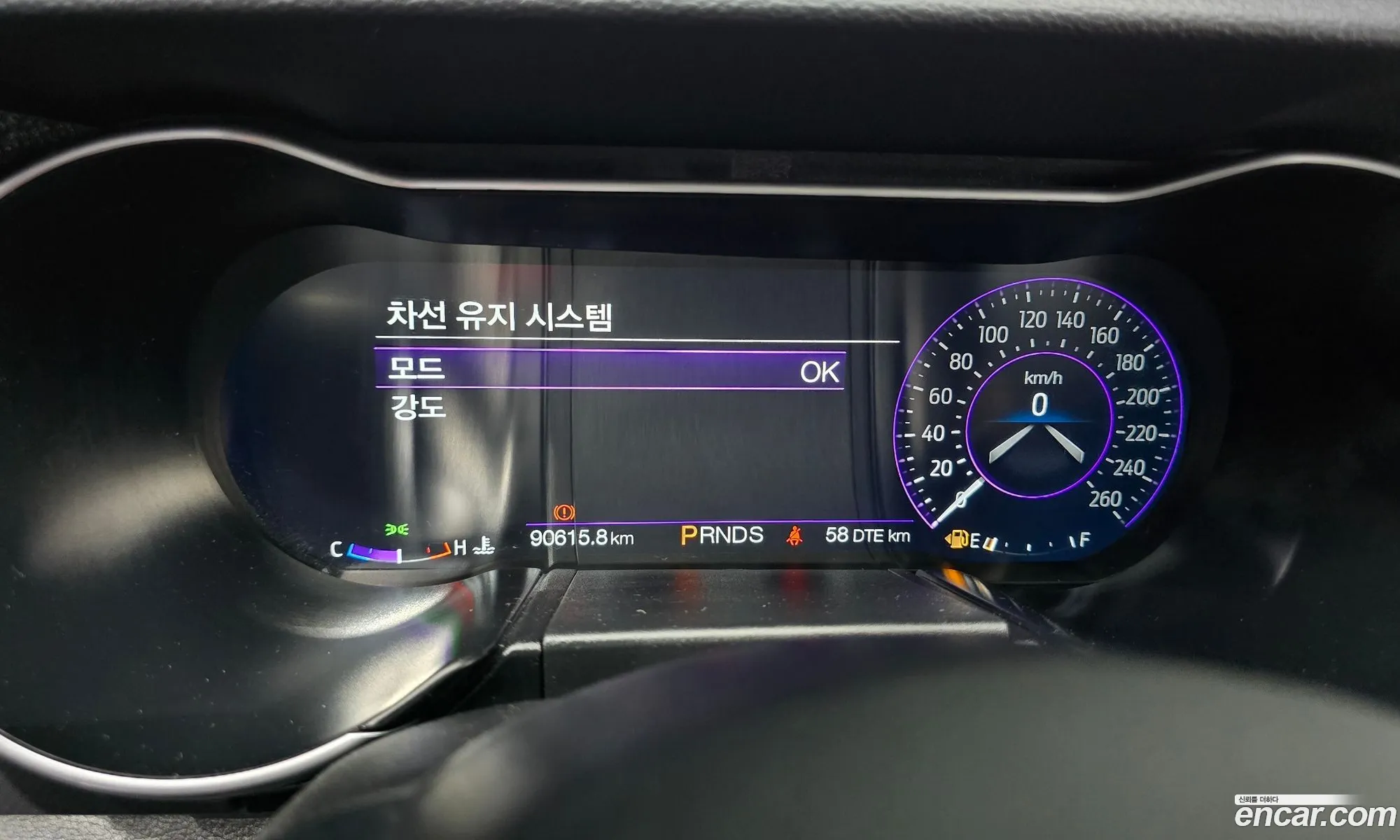 Ford Mustang 2020 — 4