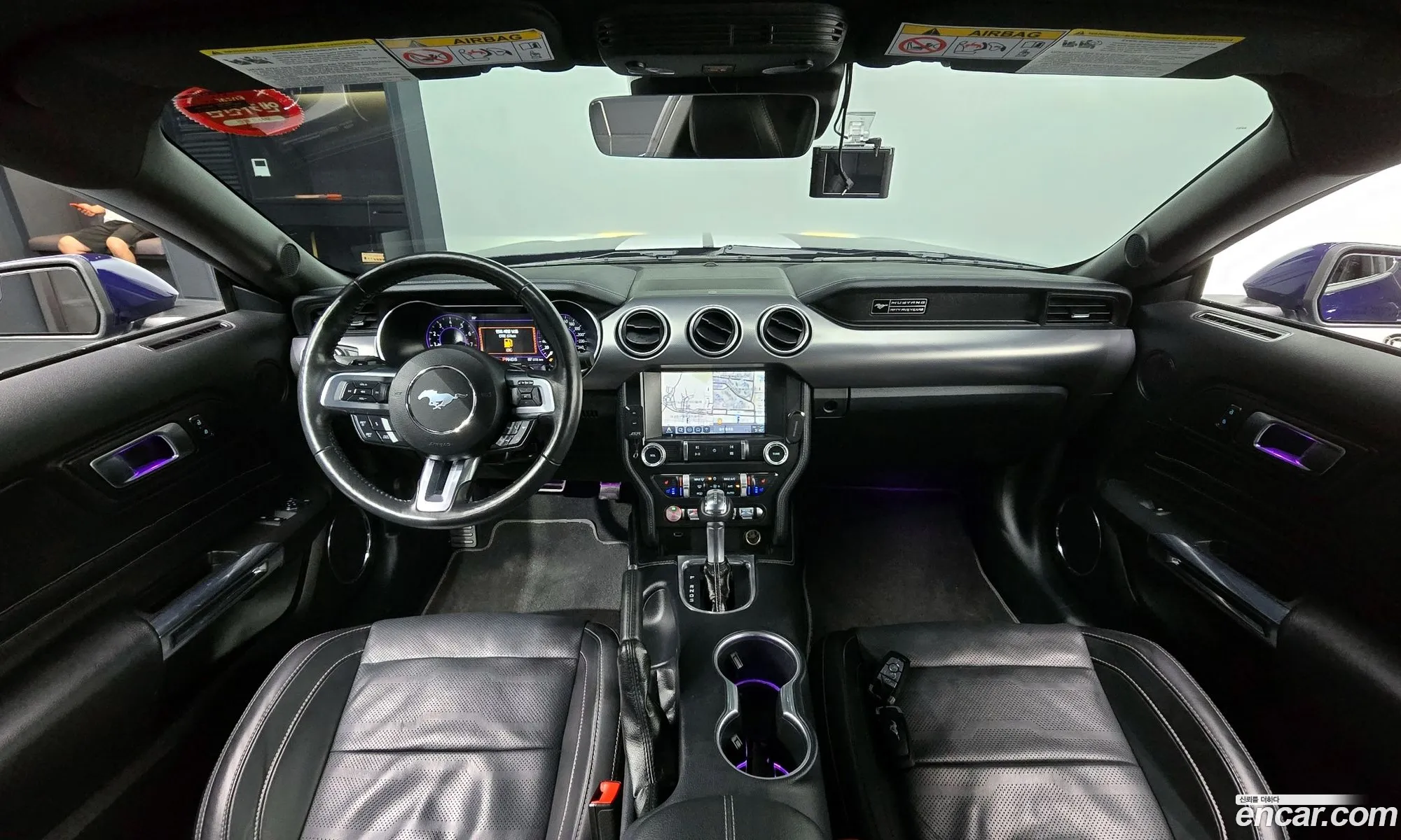 Ford Mustang 2020 — 19