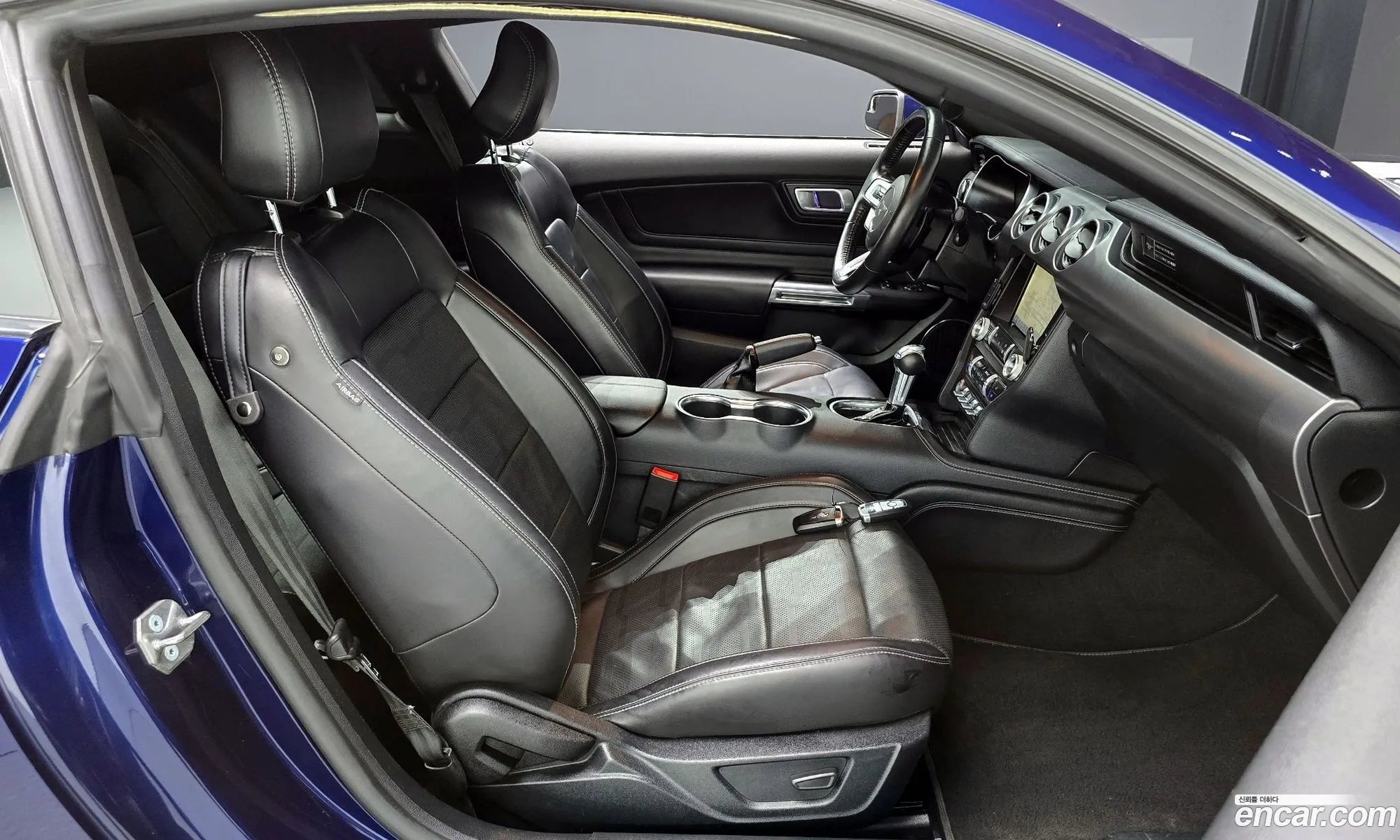 Ford Mustang 2020 — 6