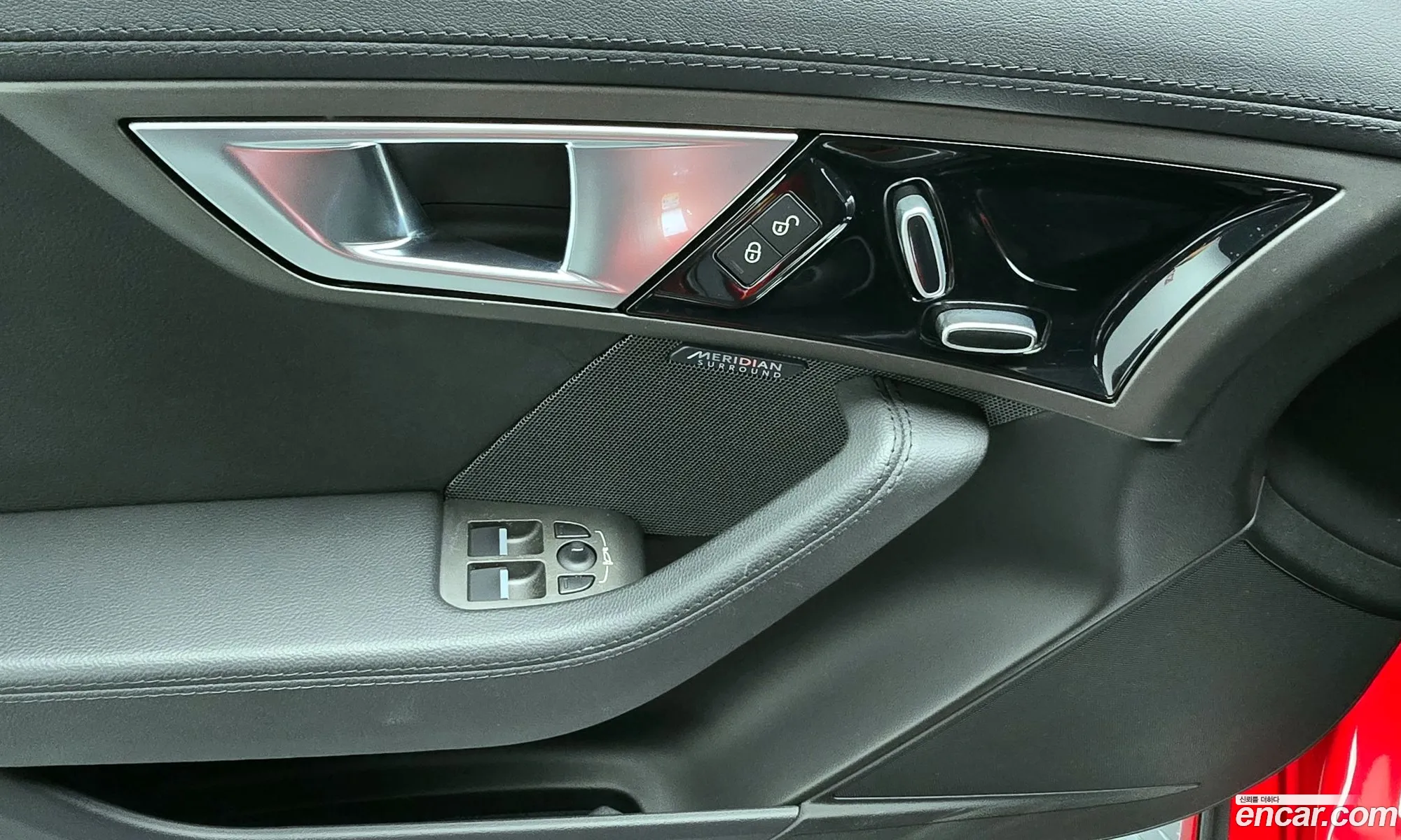 Jaguar F-Type 2015 SAJAB6064G8K20678 — 3