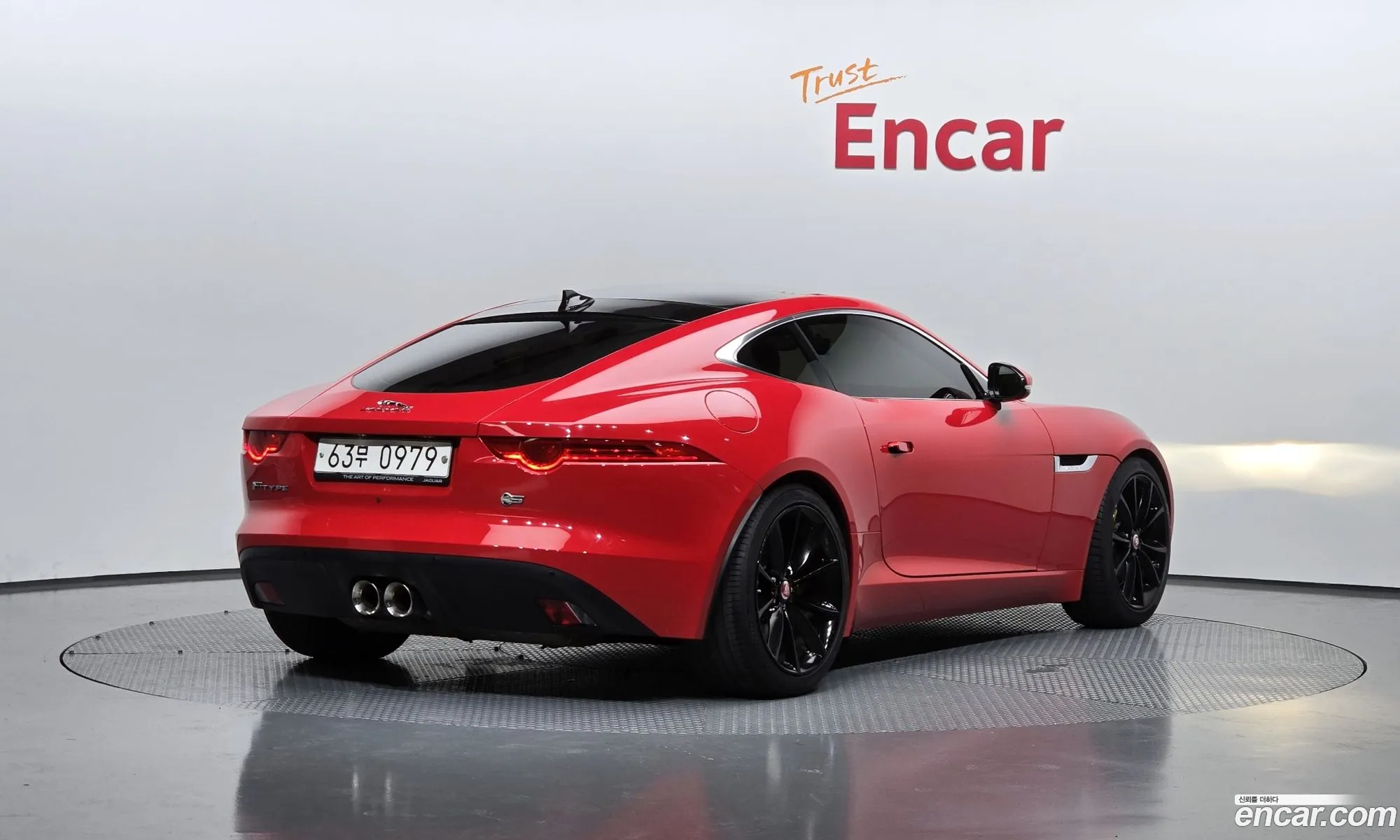 Jaguar F-Type 2015 SAJAB6064G8K20678 — 20