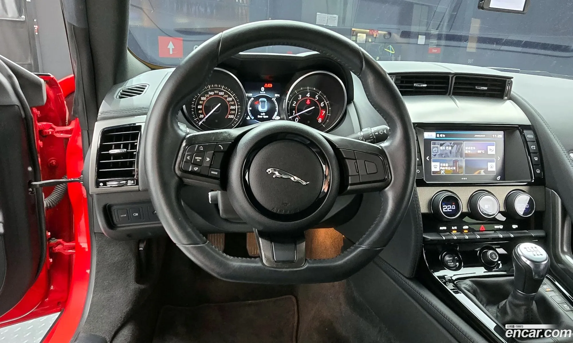 Jaguar F-Type 2015 SAJAB6064G8K20678 — 11