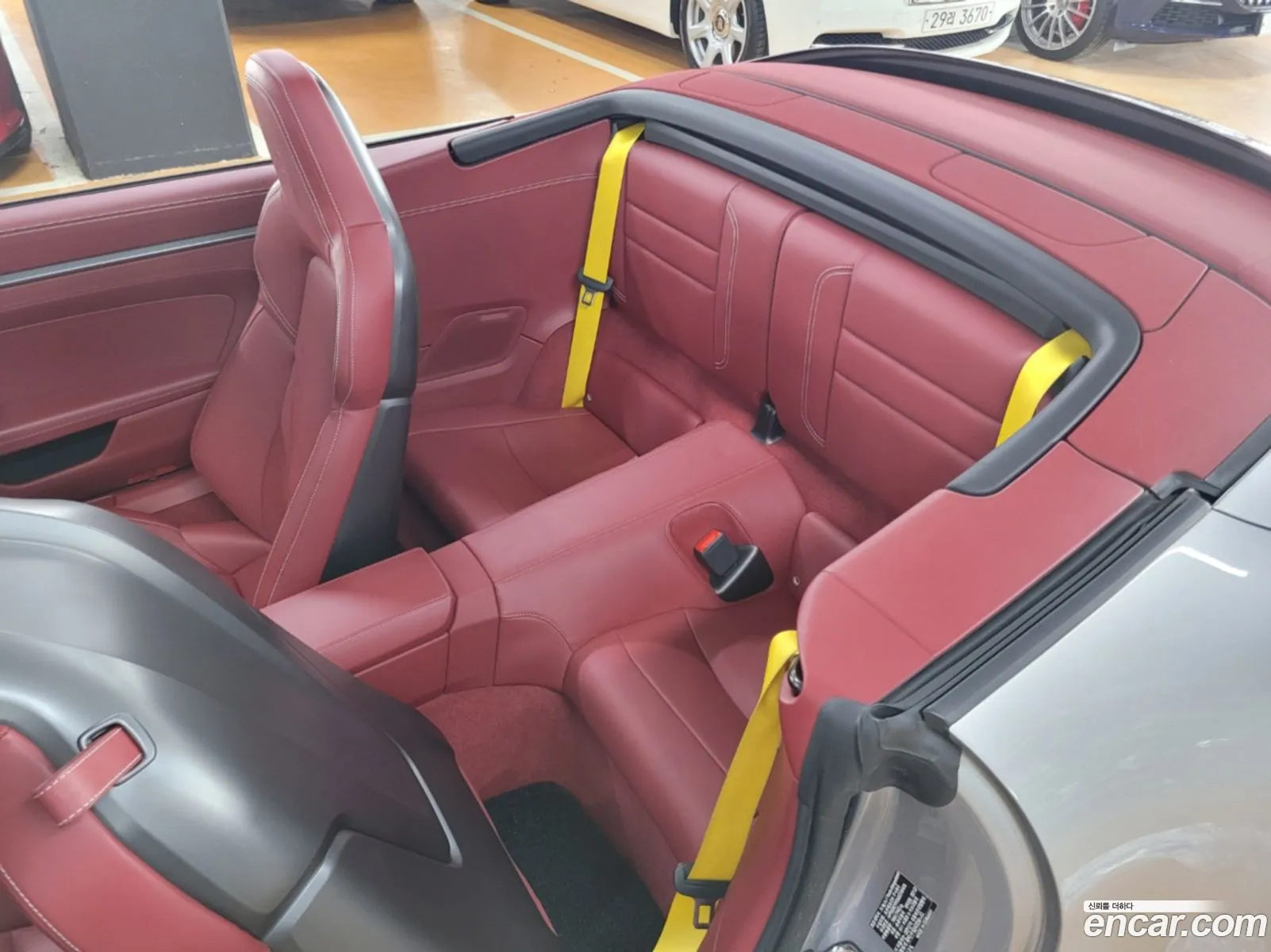 Porsche 911 2021 — 14