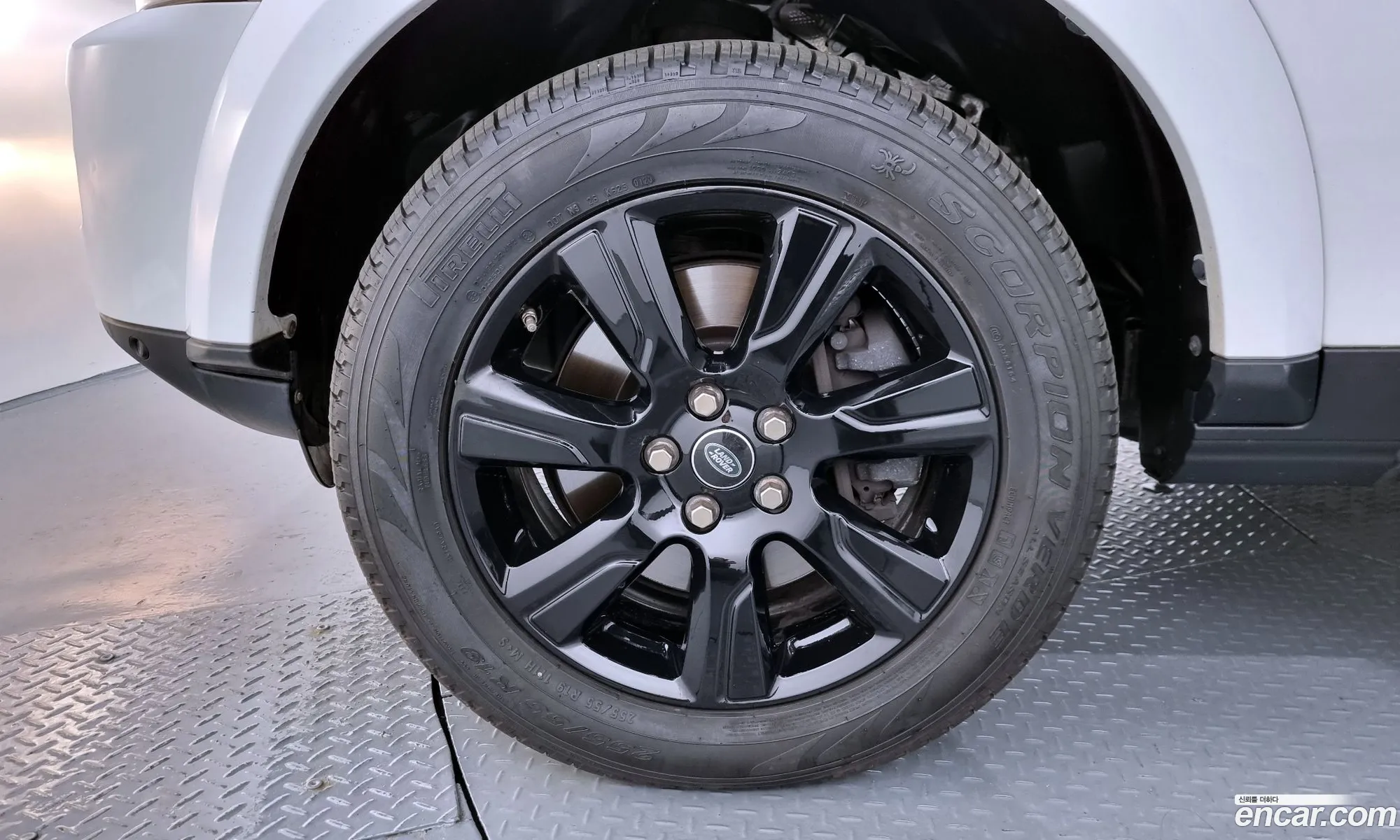 Land Rover Discovery 4 2016 — 16