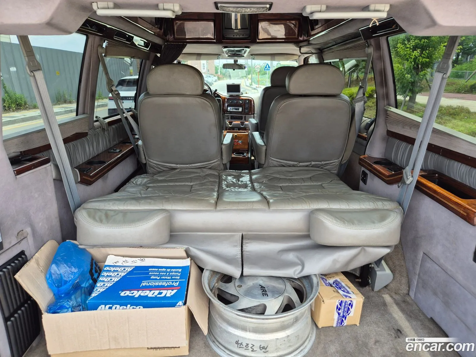 Chevrolet Astro Van 1997 1GNDM19W3VB133163 — 13