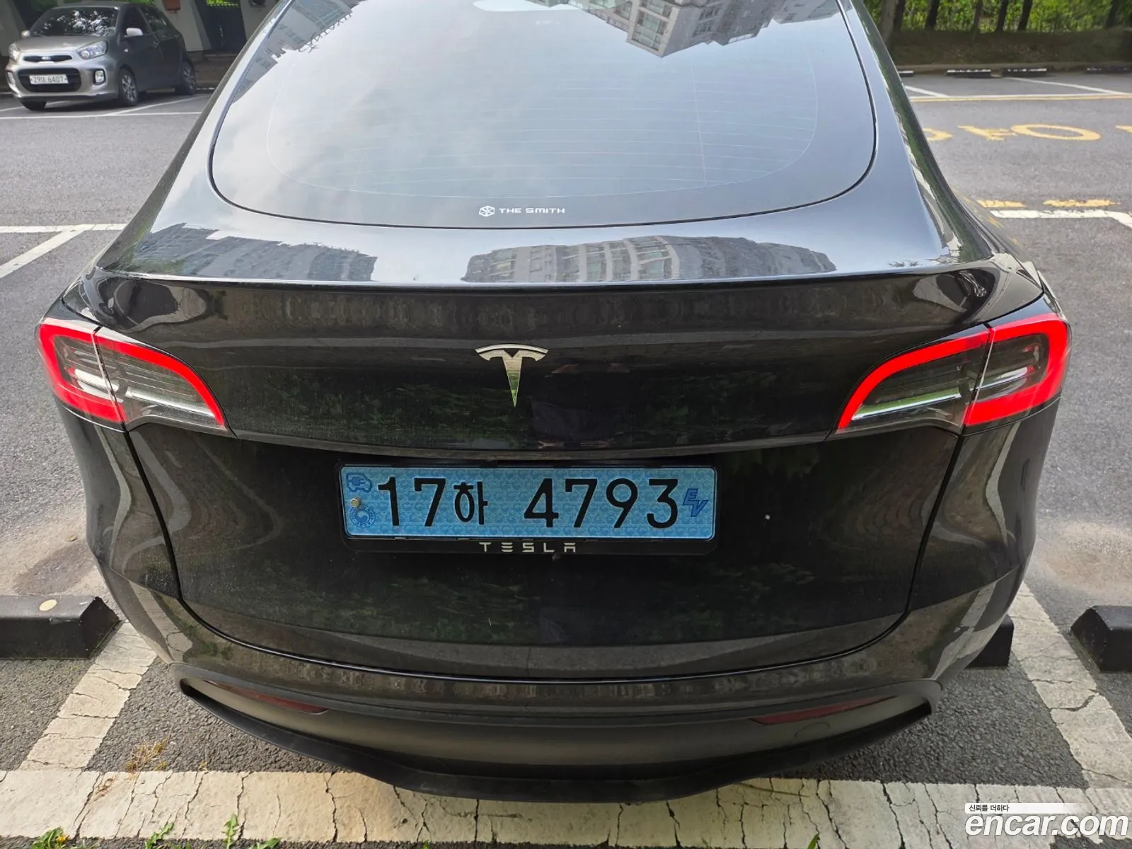 Tesla Model Y 2024 — 6