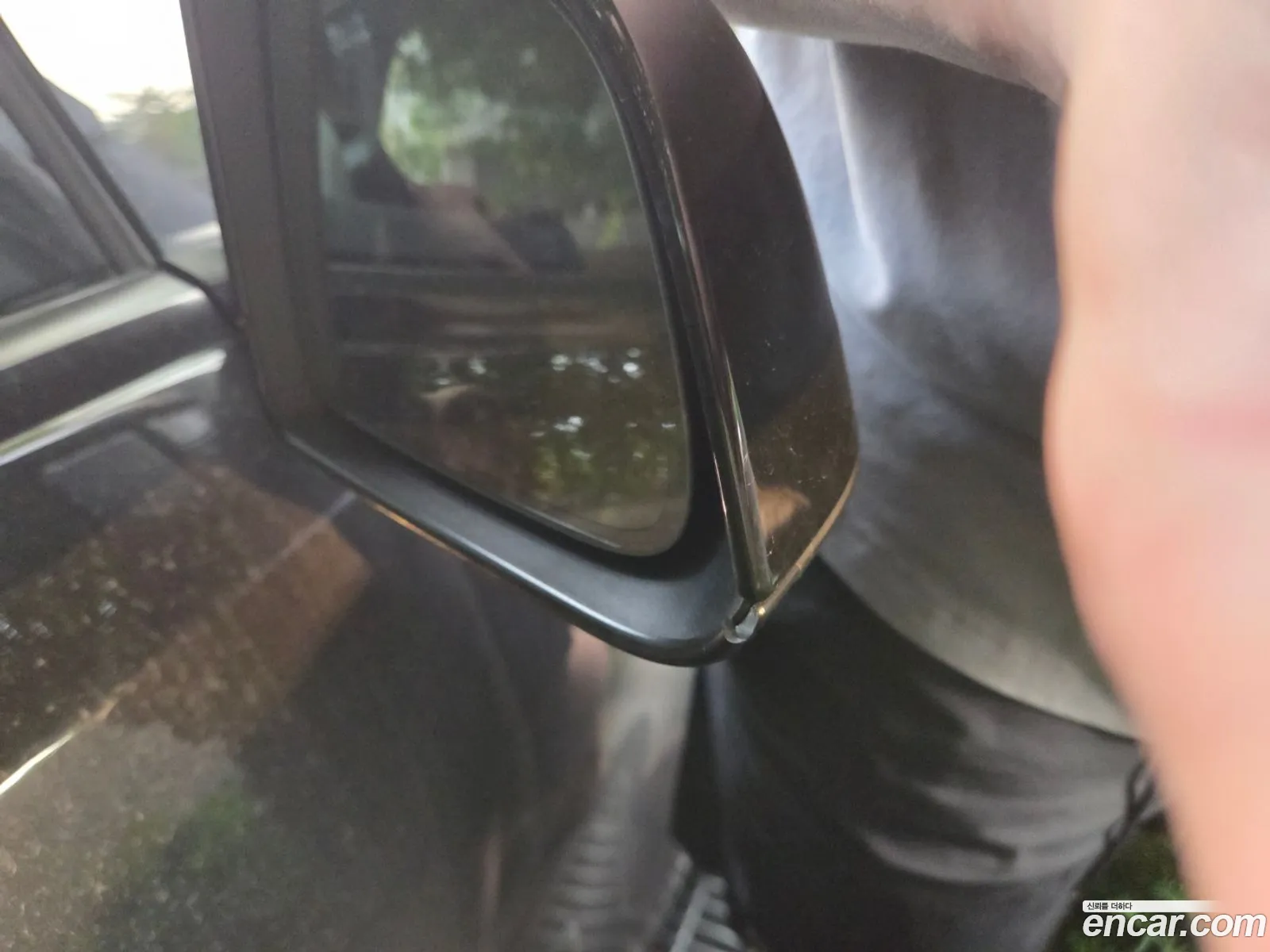 Tesla Model Y 2024 — 3