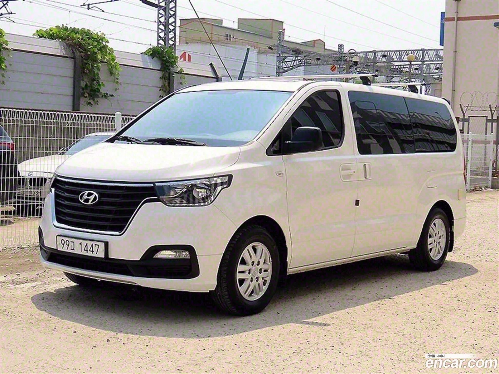Hyundai Grand Starex 2018 — 11