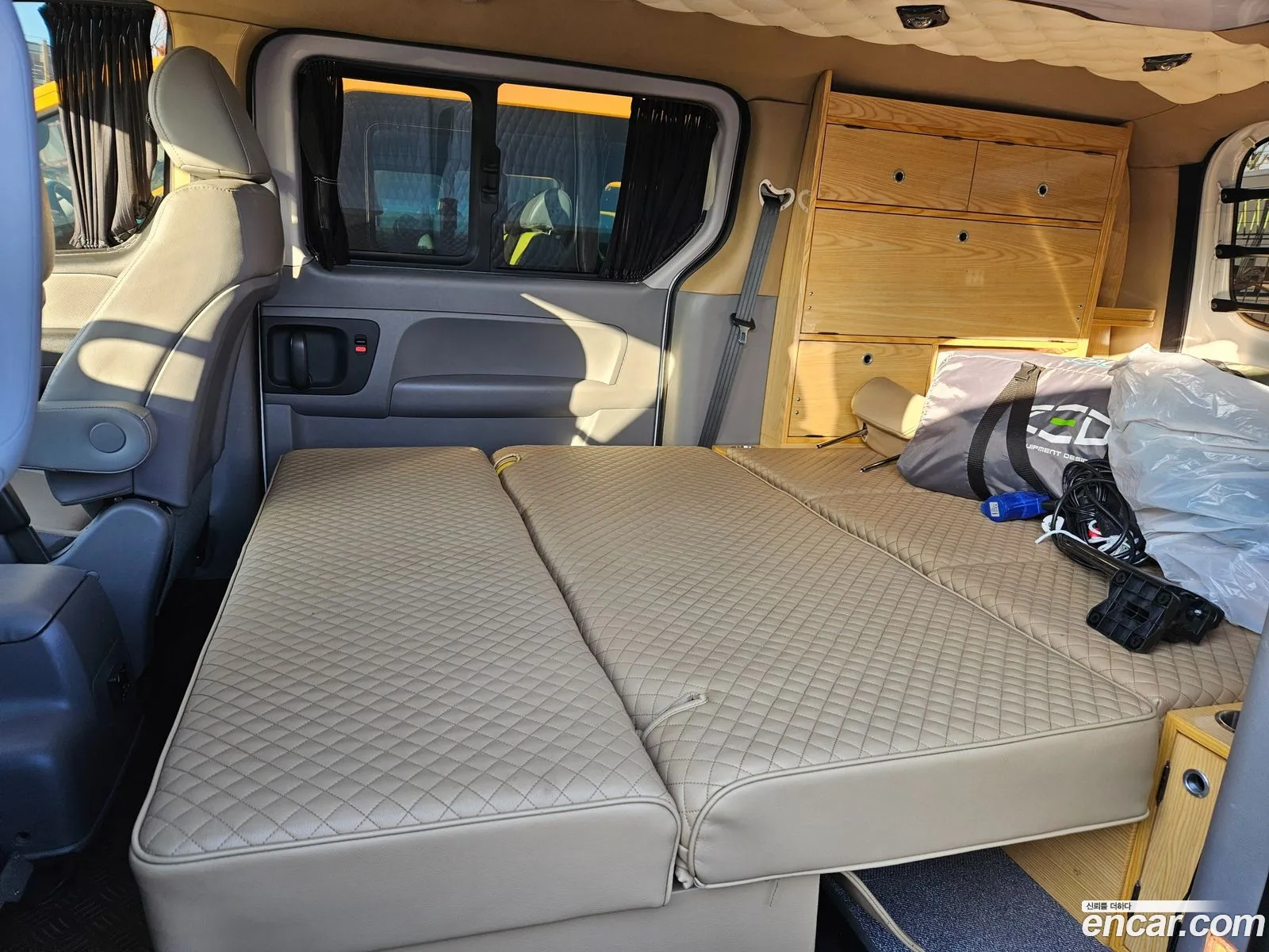 Hyundai Grand Starex 2018 — 16