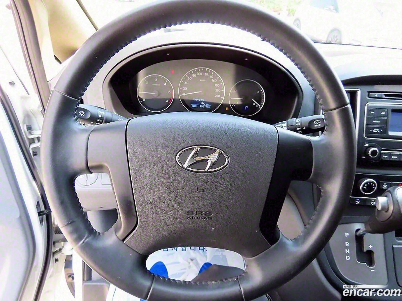Hyundai Grand Starex 2018 — 15