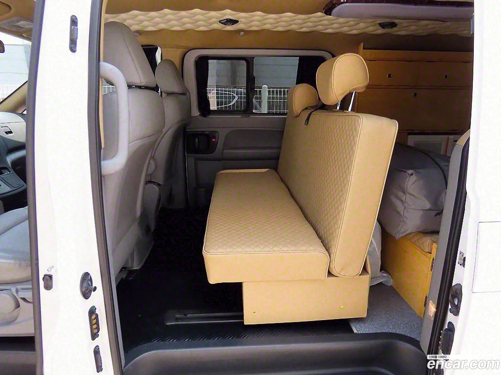 Hyundai Grand Starex 2018 — 19
