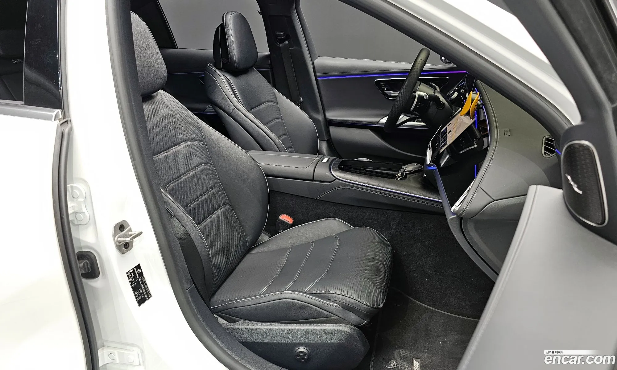Mercedes-Benz E-Class W214 2024 — 10