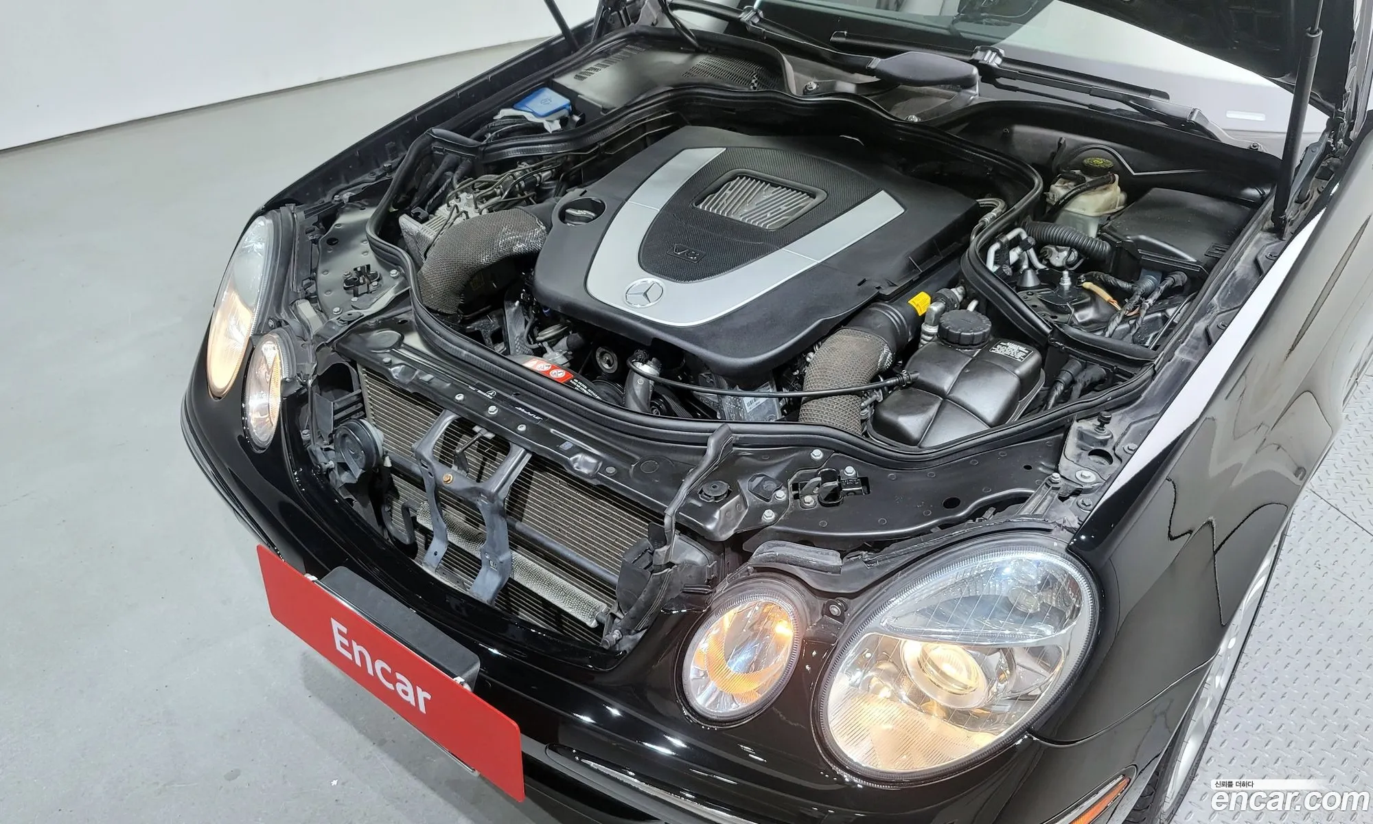 Mercedes-Benz E-Class W211 2006 WDBUF56J — 18