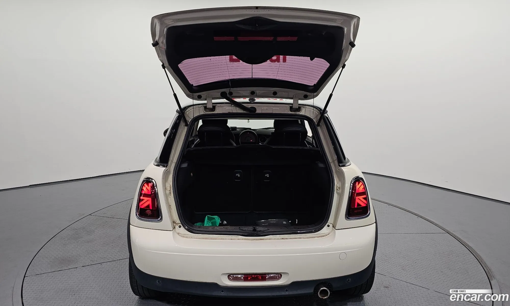 Mini Cooper 2013 — 16