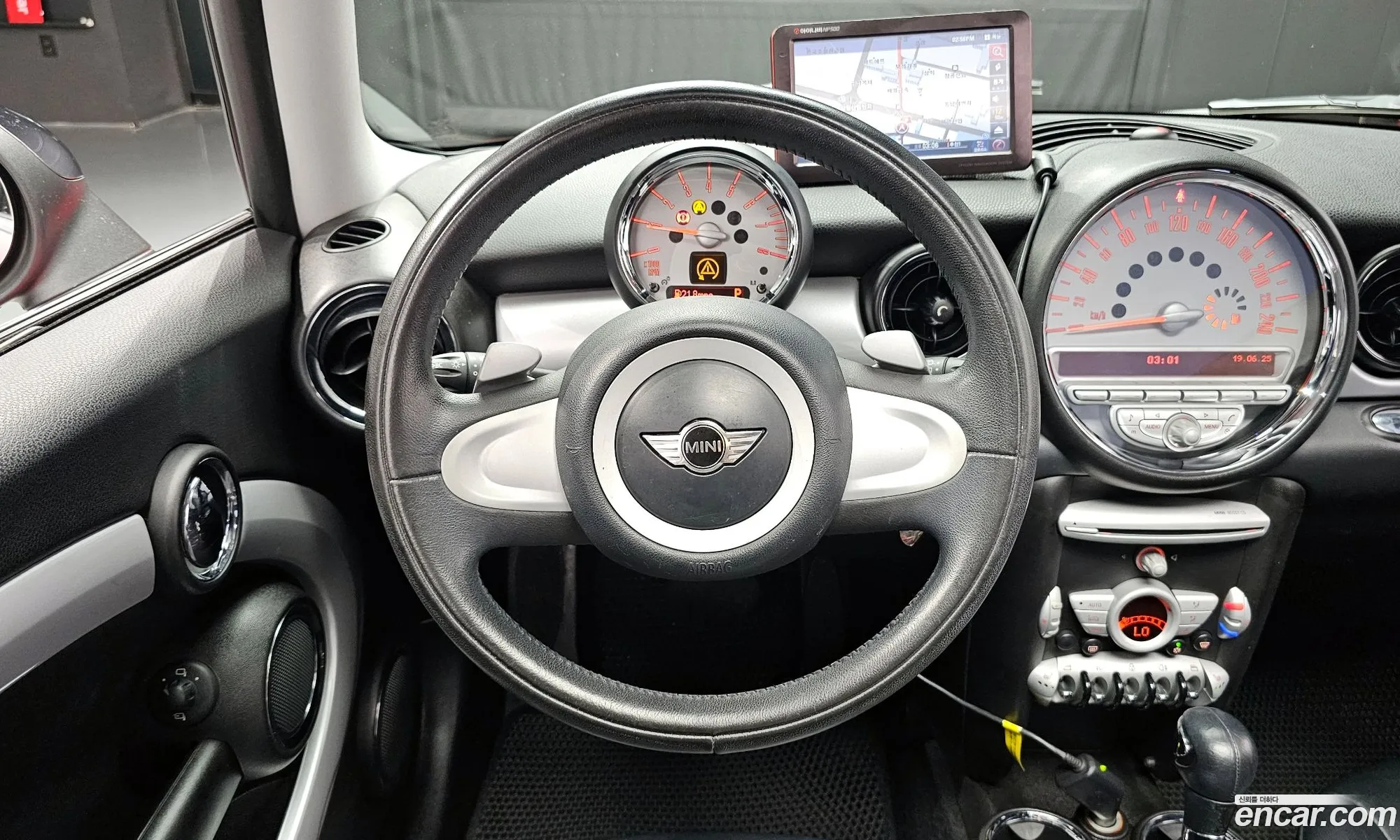 Mini Cooper 2007 WMWMF310X7TT72791 — 18
