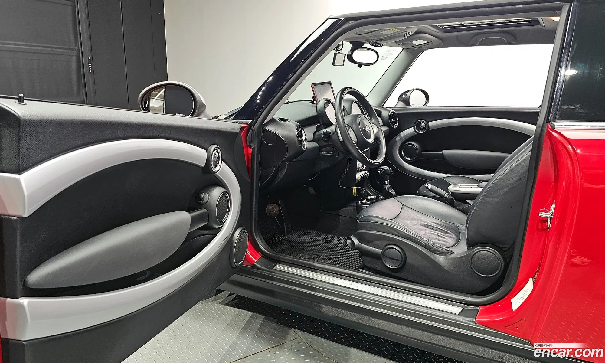 Mini Cooper 2007 WMWMF310X7TT72791 — 10