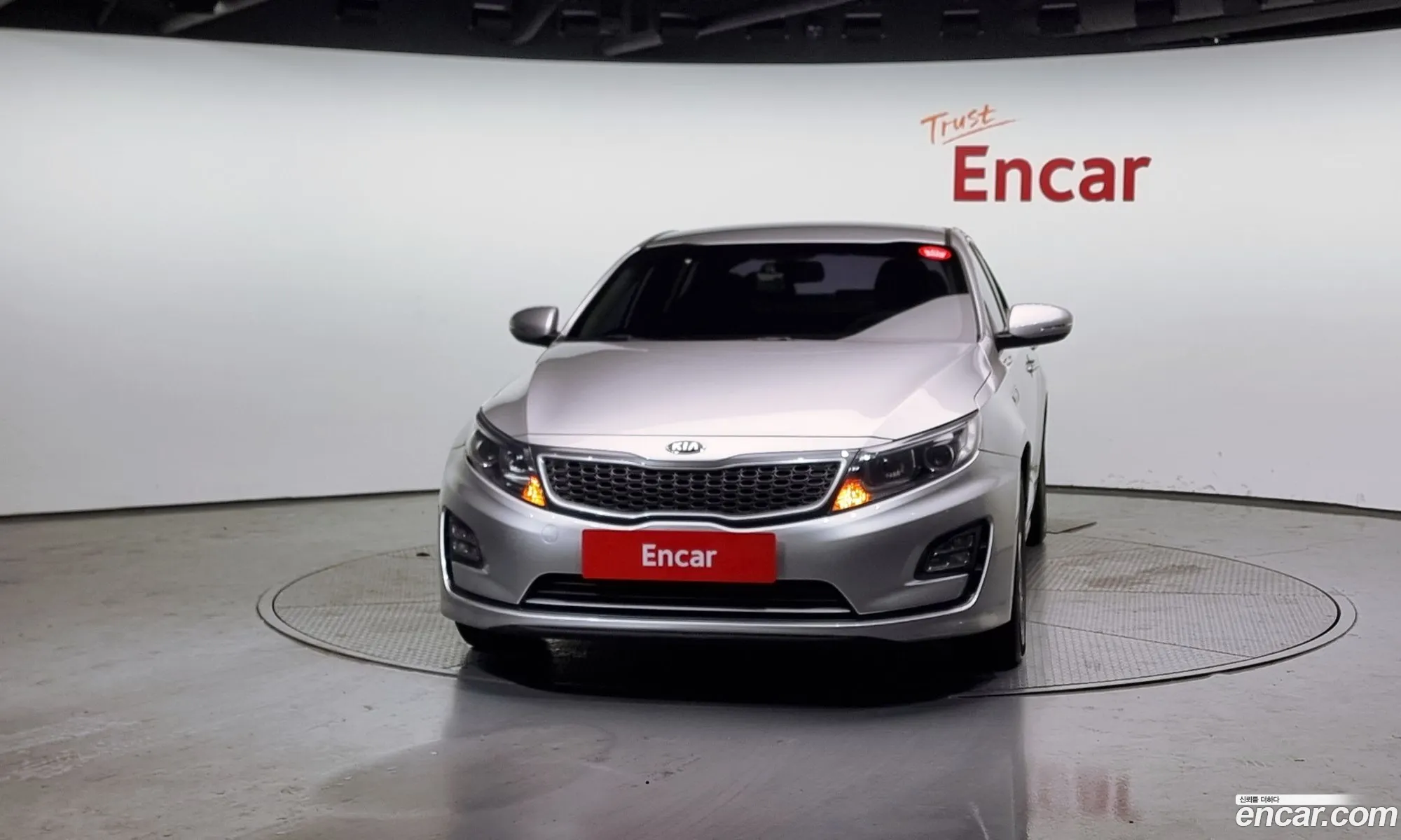 Kia K5 Hybrid 2014 — 17