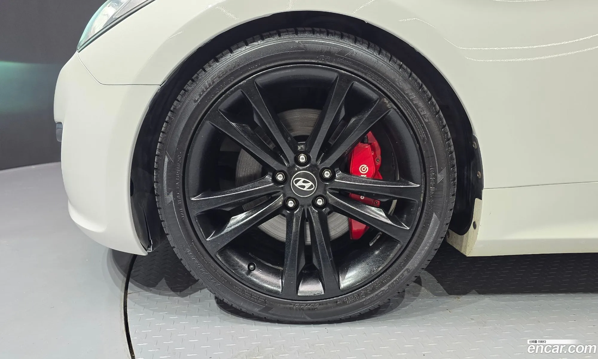 Hyundai Genesis Coupe 2010 — 13