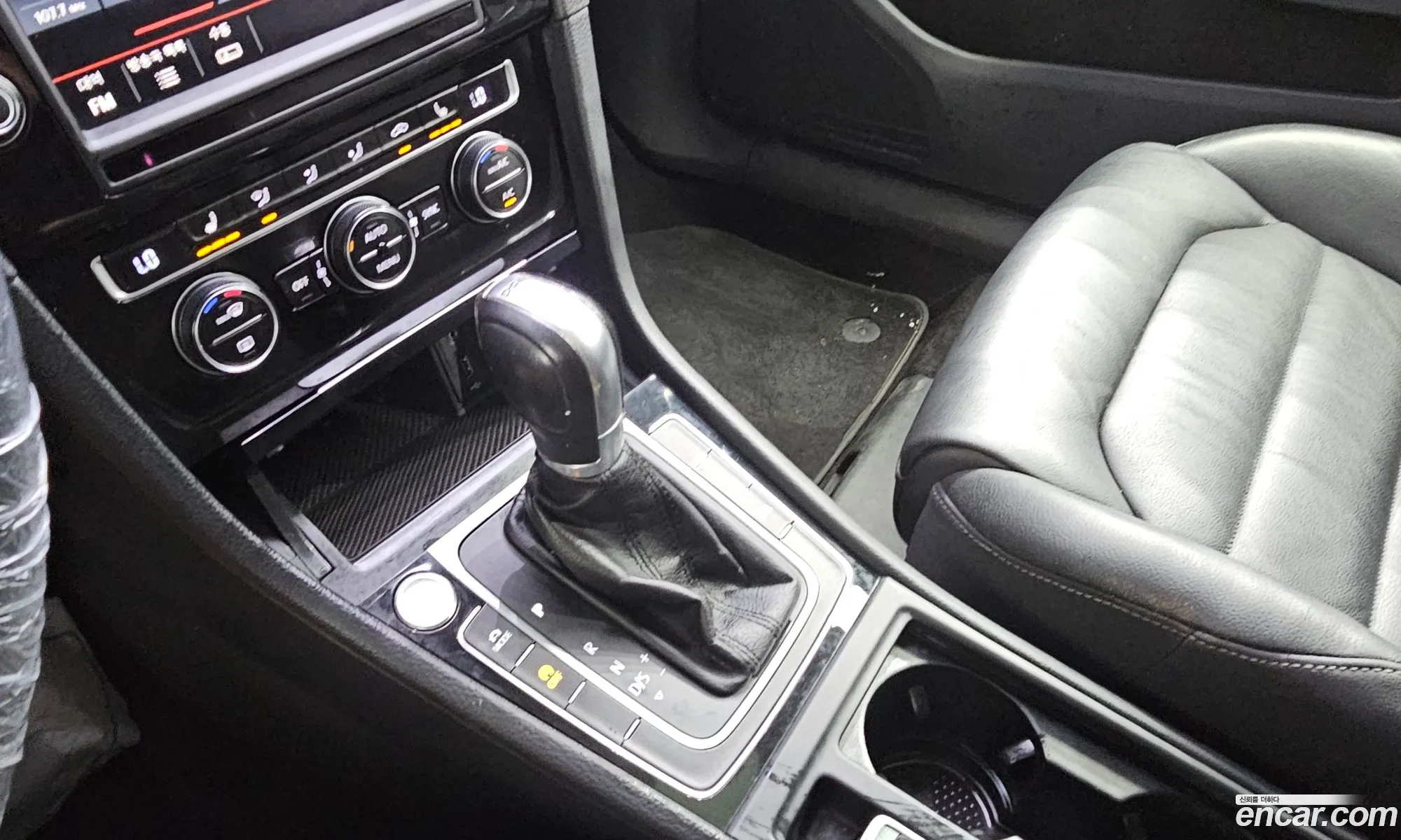 Volkswagen Golf 7th Gen 2014 — 5