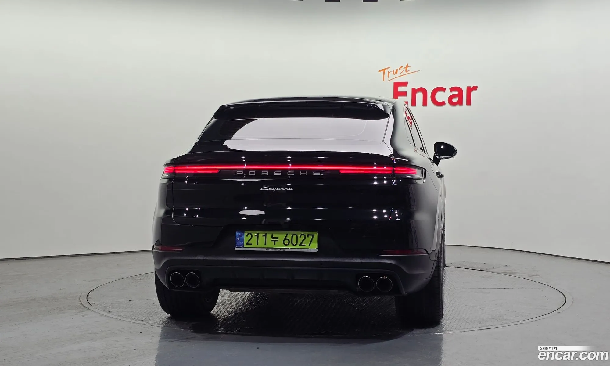 Porsche Cayenne 2024 — 18