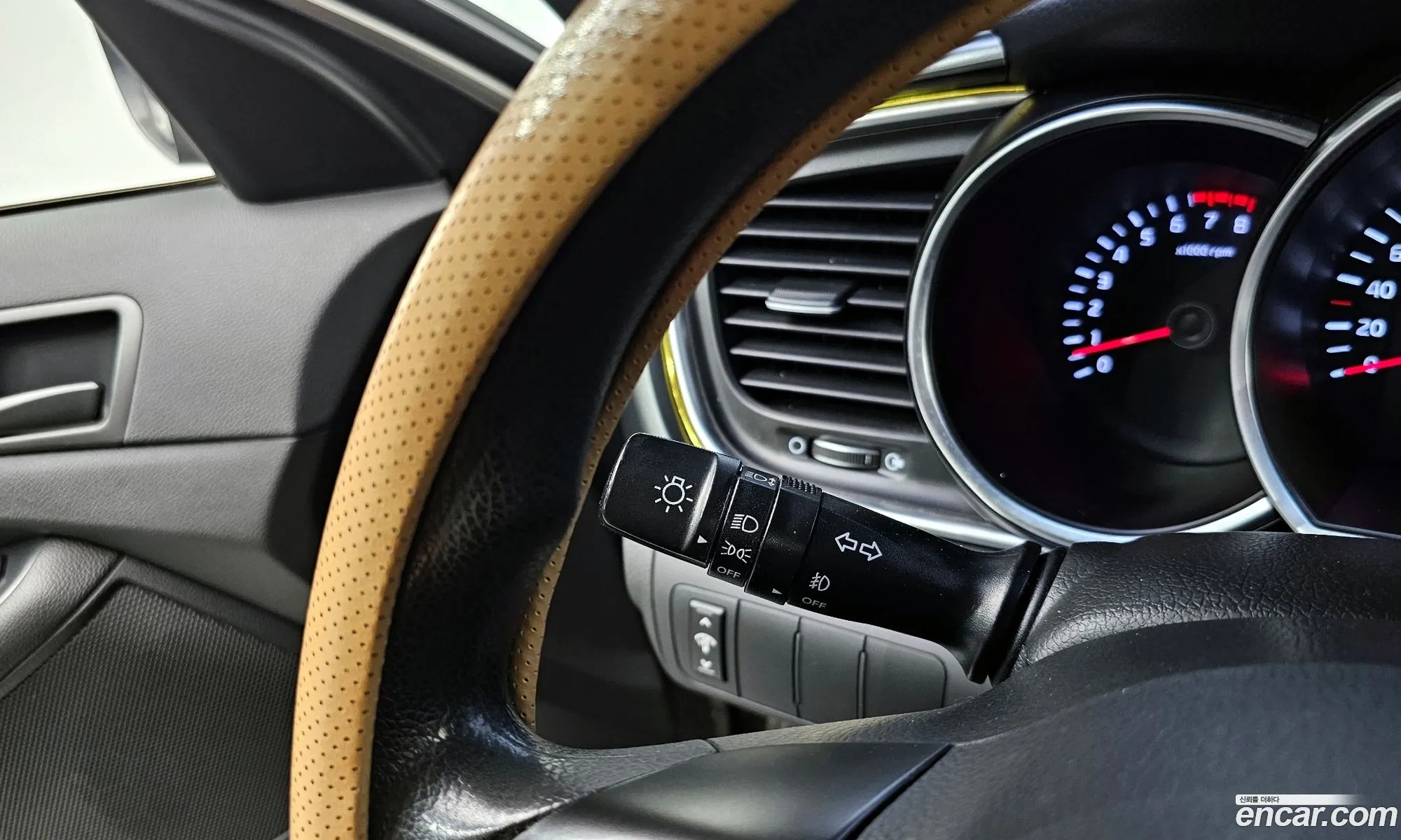 Kia K5 2014 — 16