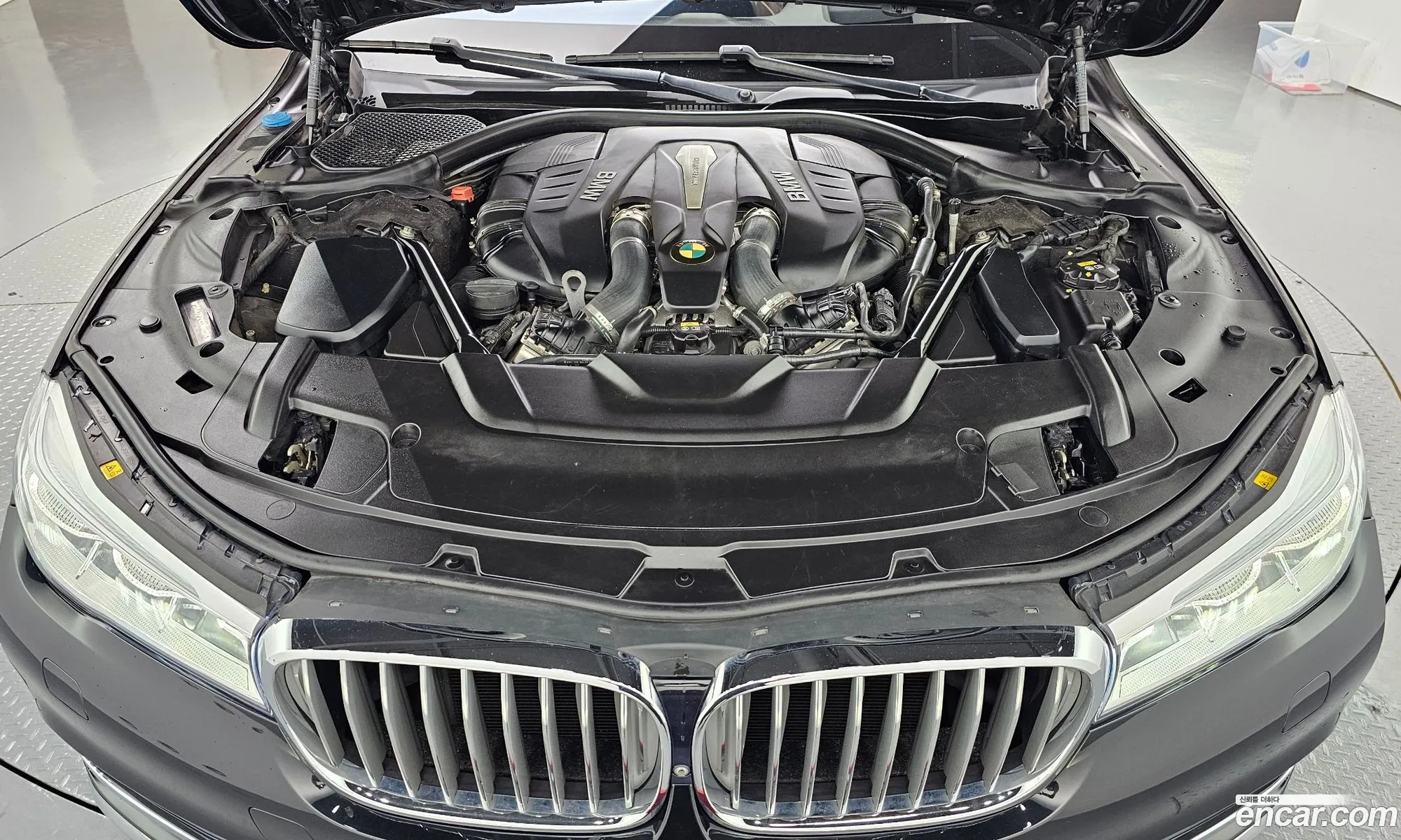 BMW 7 Series 2016 WBA7F2100GG524187 — 10
