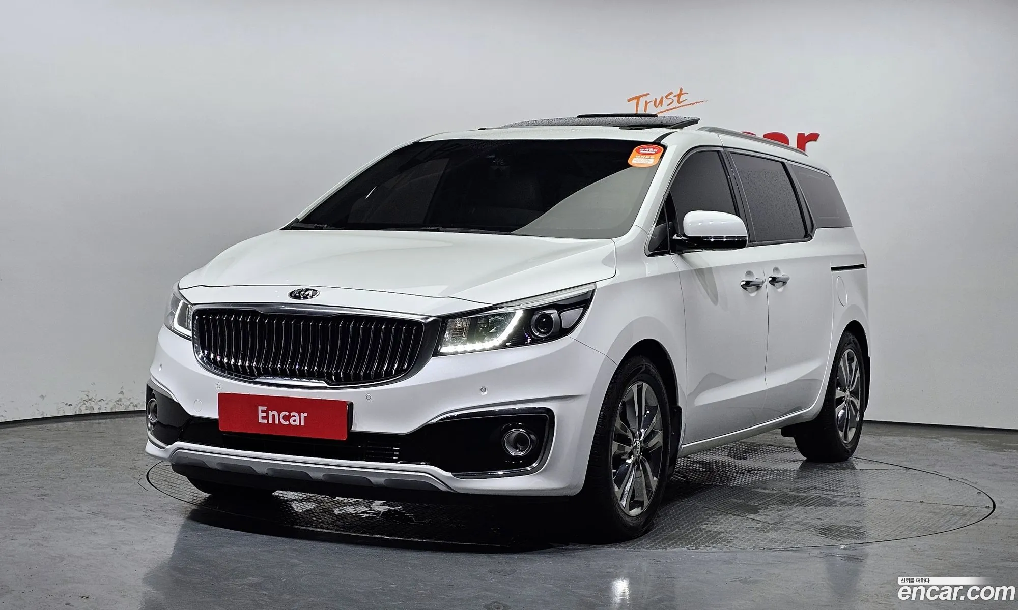 Kia Carnival 2017 — 3