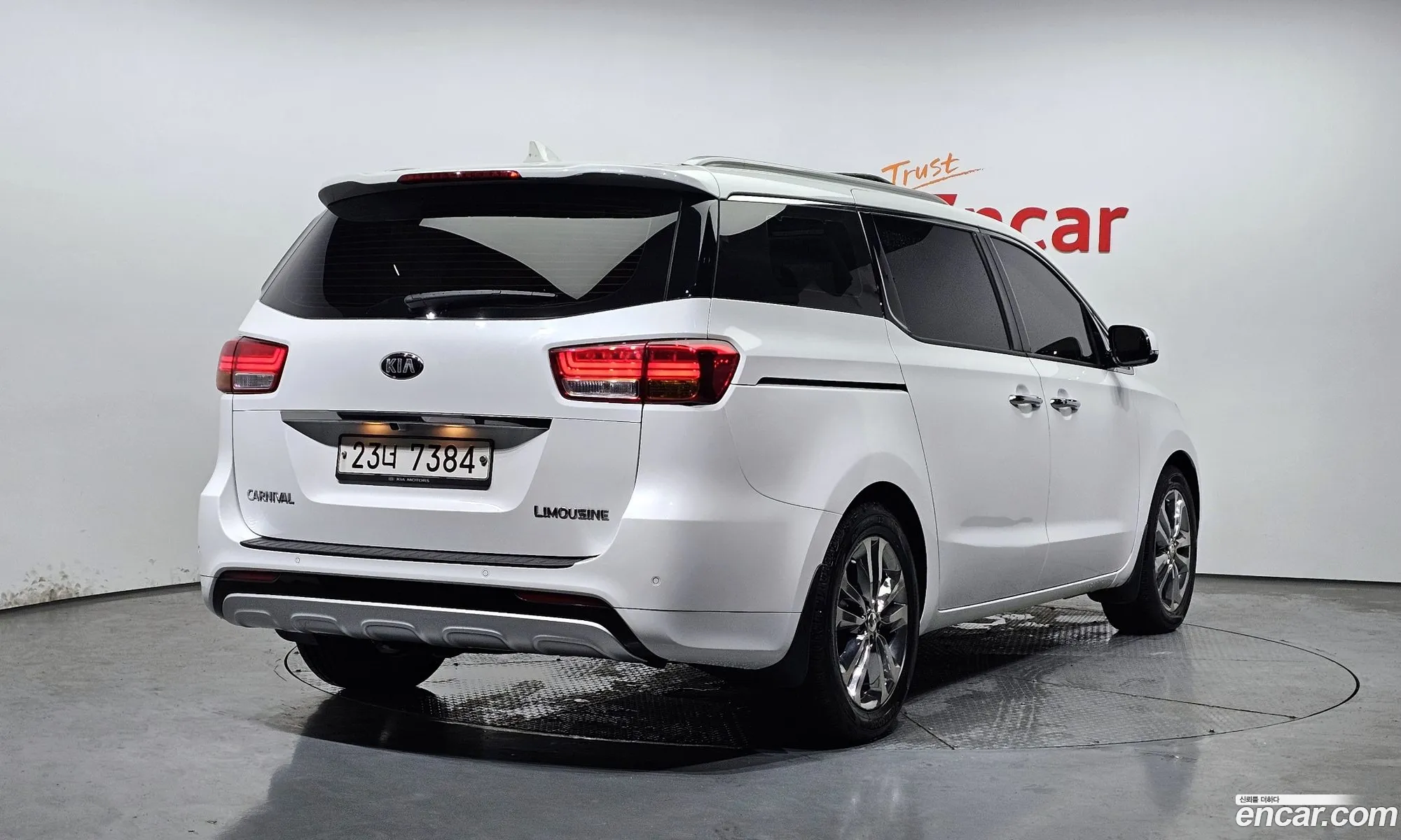 Kia Carnival 2017 — 20