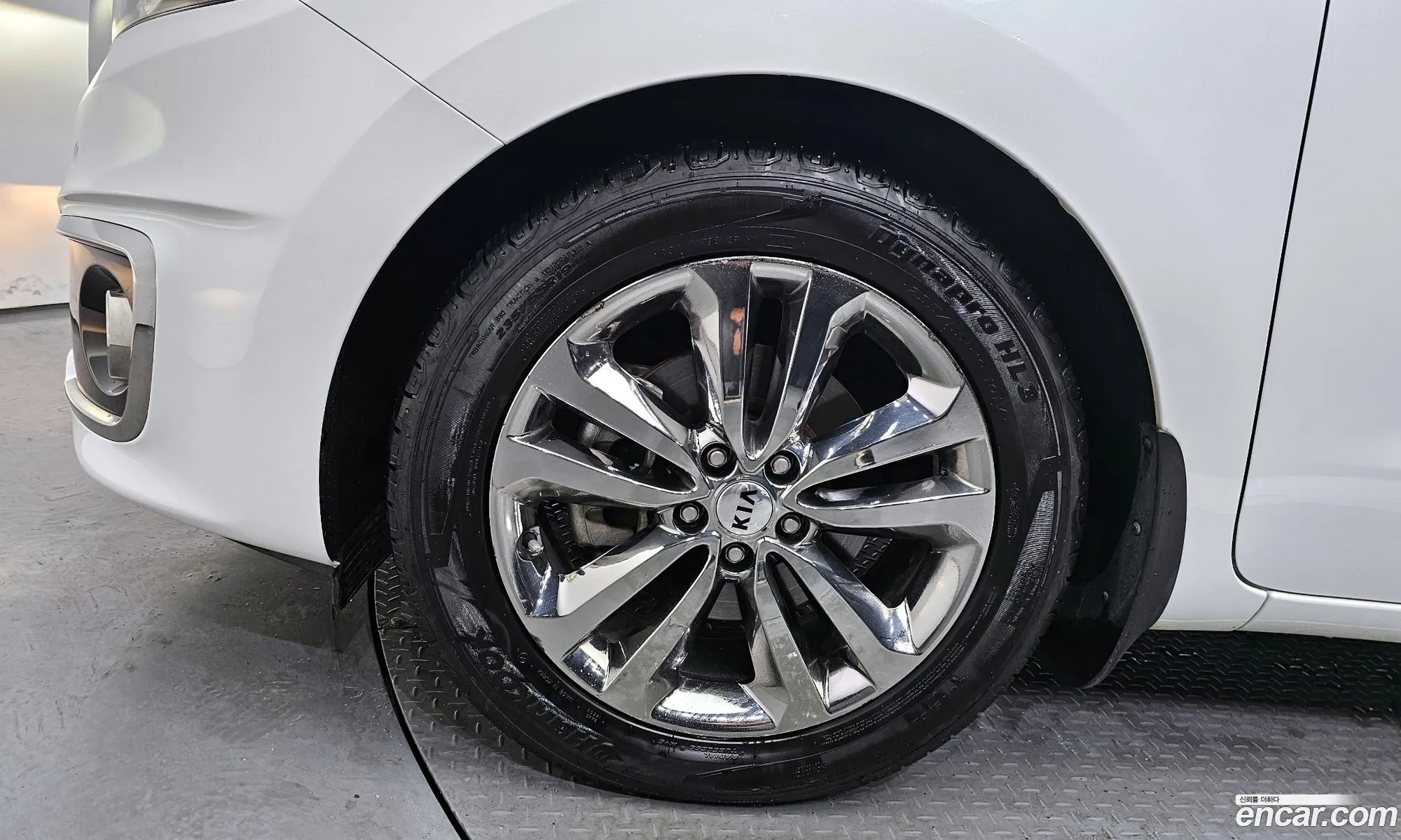 Kia Carnival 2017 — 9