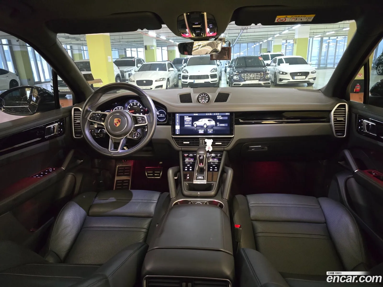 Porsche Cayenne 2020 — 18