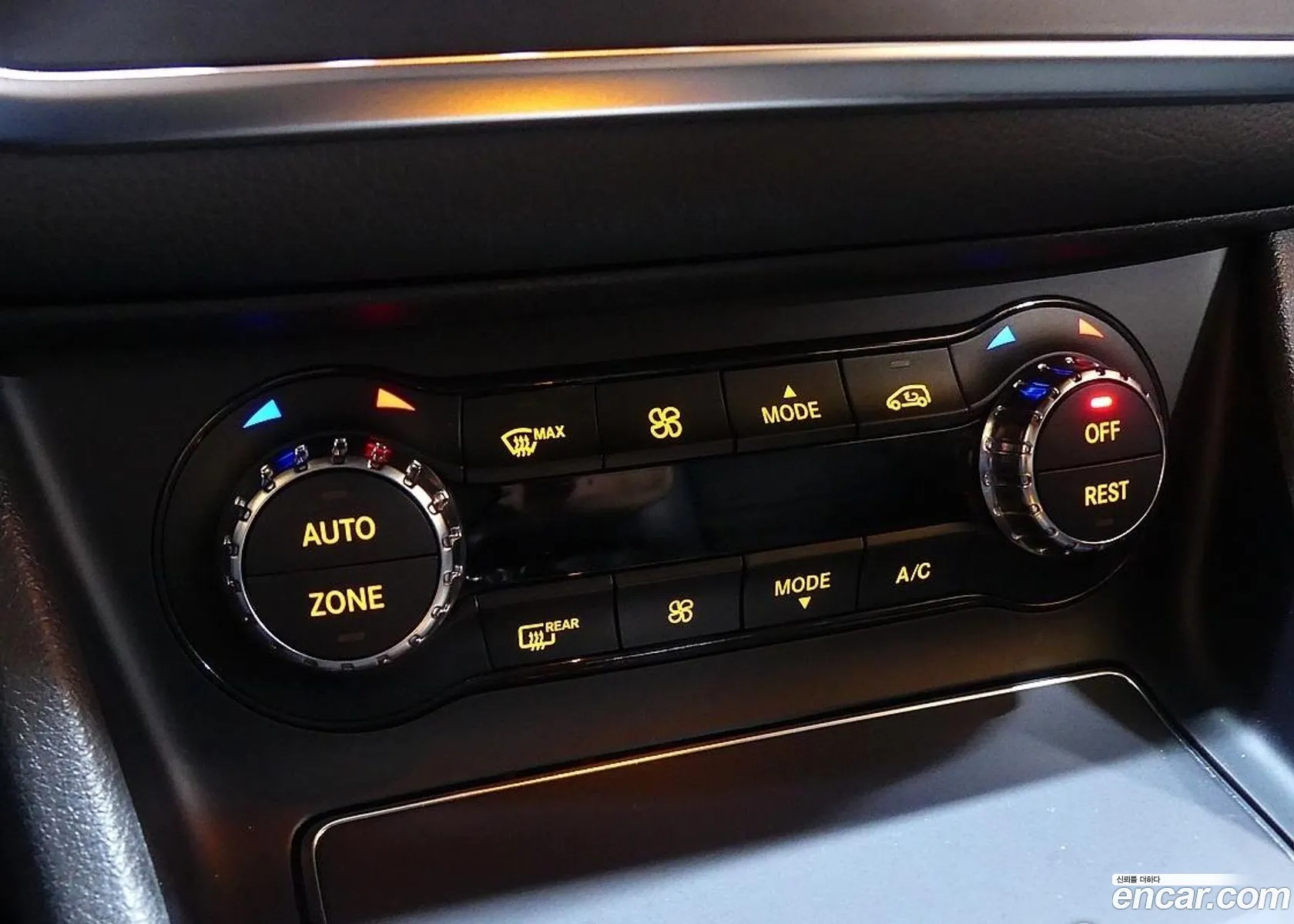 Mercedes-Benz CLA-Class C117 2018 — 17
