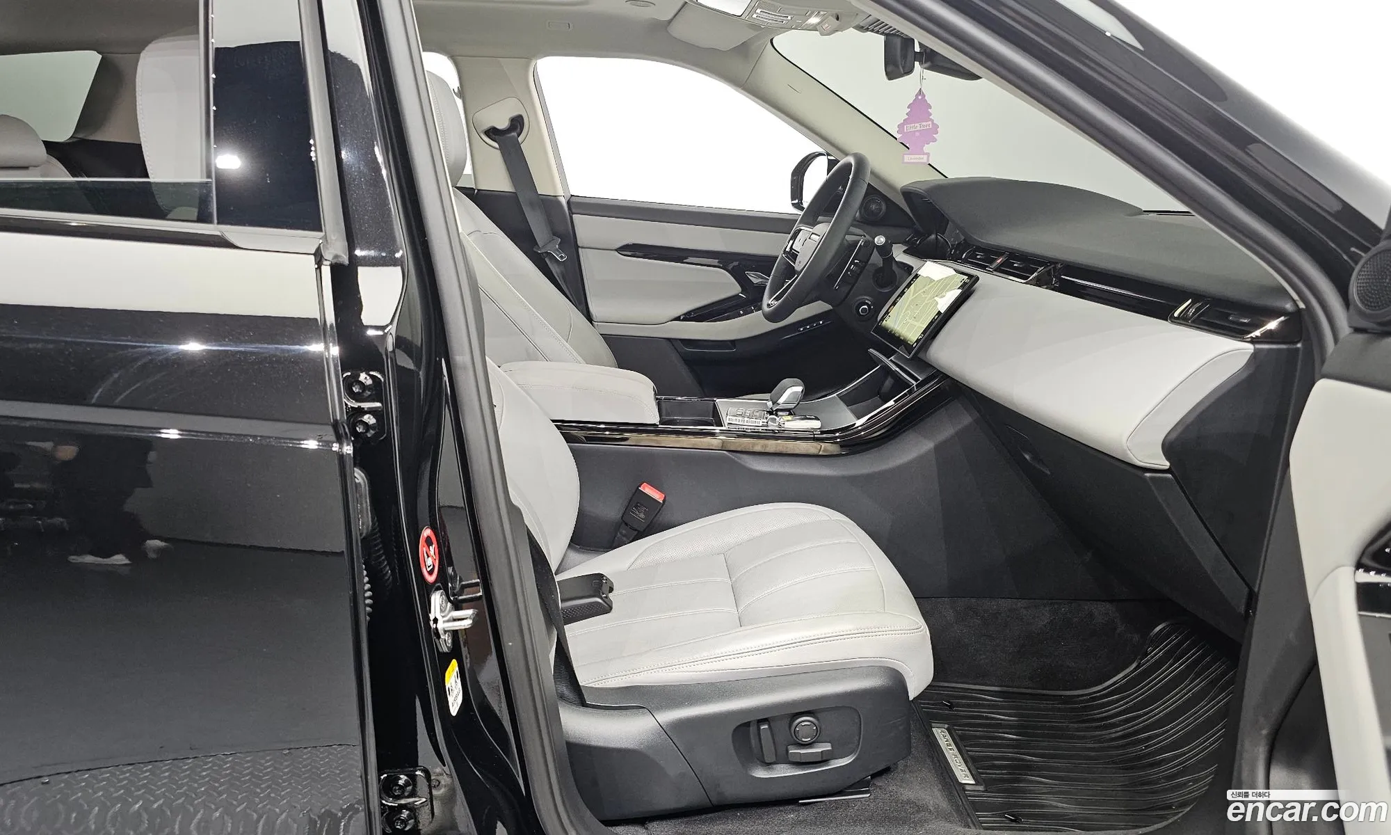 Land Rover Range Rover Evoque 2024 — 17