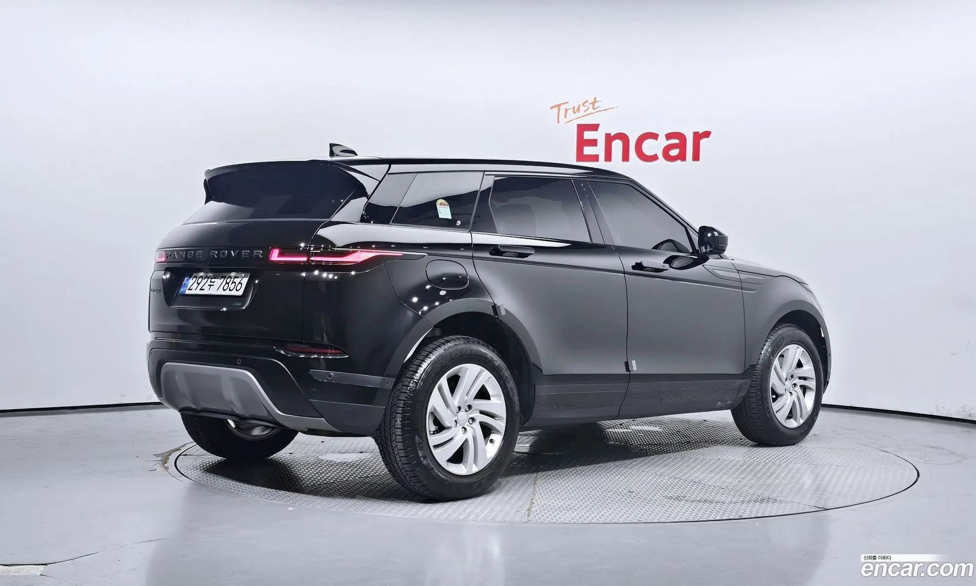 Land Rover Range Rover Evoque 2024 — 14