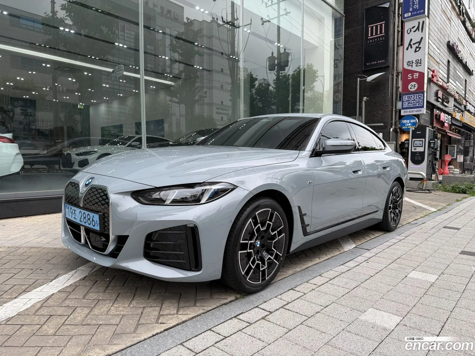 BMW i4 2025 — 16