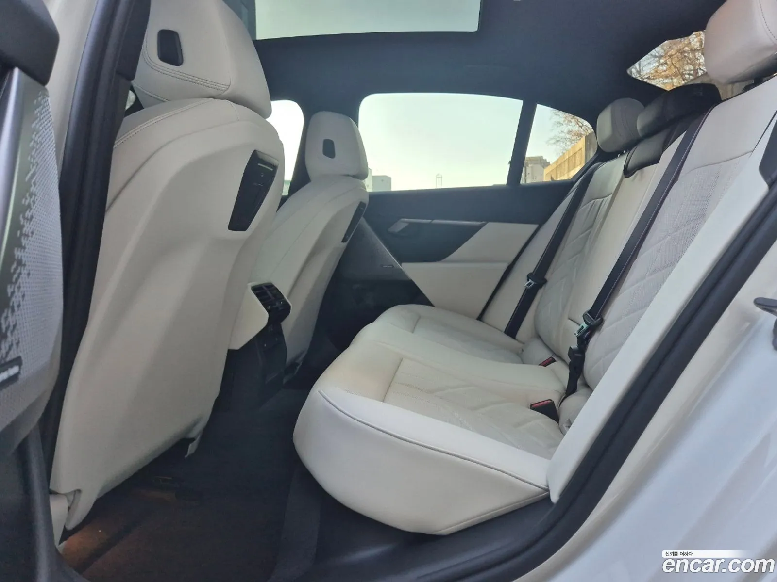 BMW 5 Series 2024 — 3