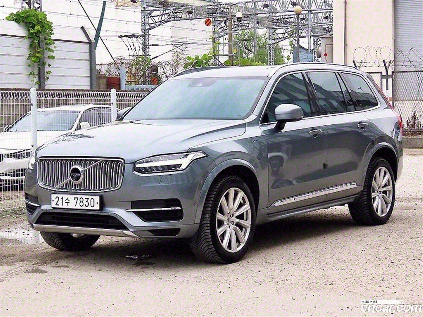 Volvo XC90 2018 — 11