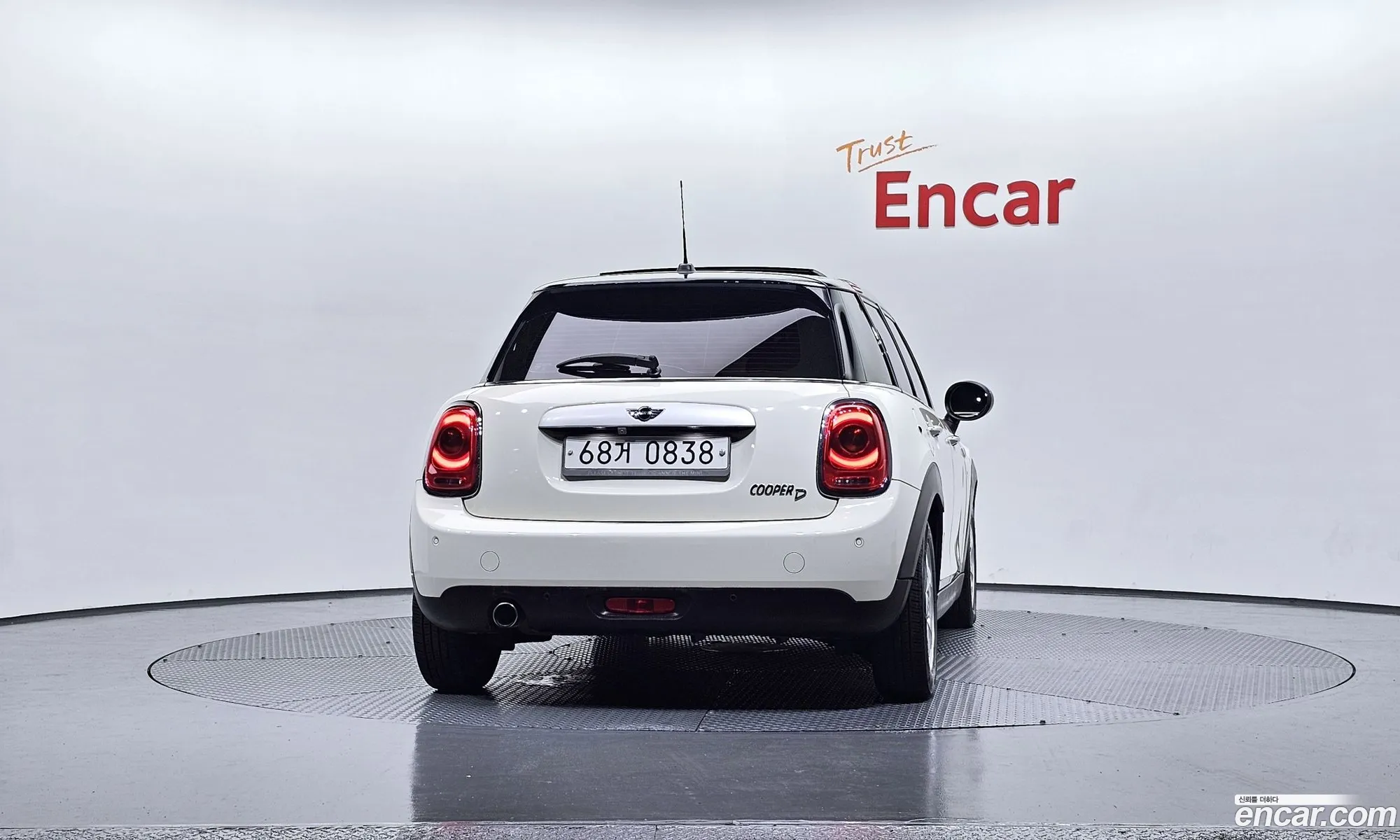 Mini Cooper D 2015 — 4