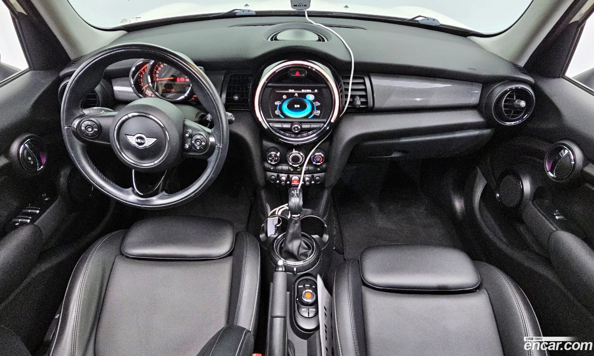 Mini Cooper D 2015 — 17