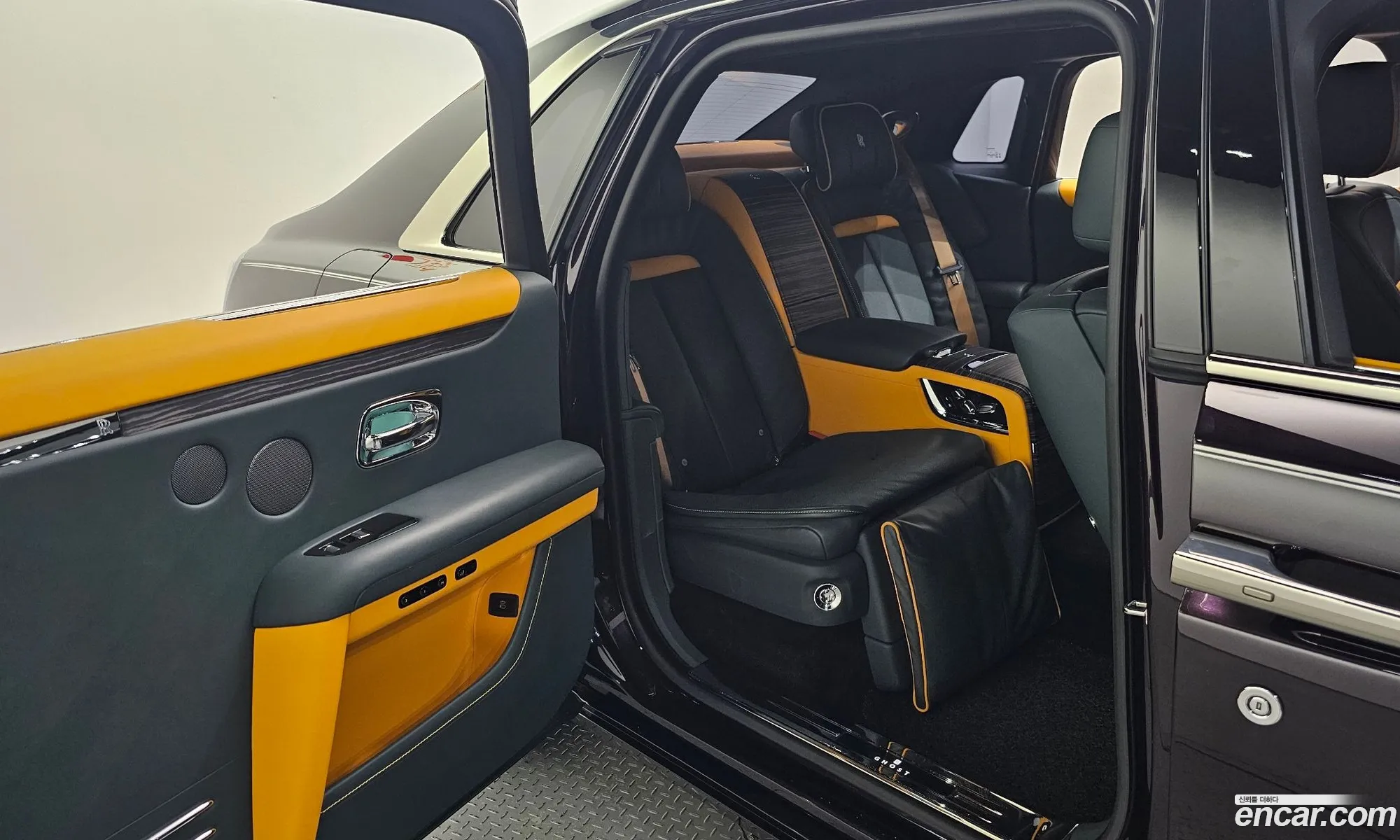 Rolls-Royce Ghost 2021 SCATV2100MU207549 — 18