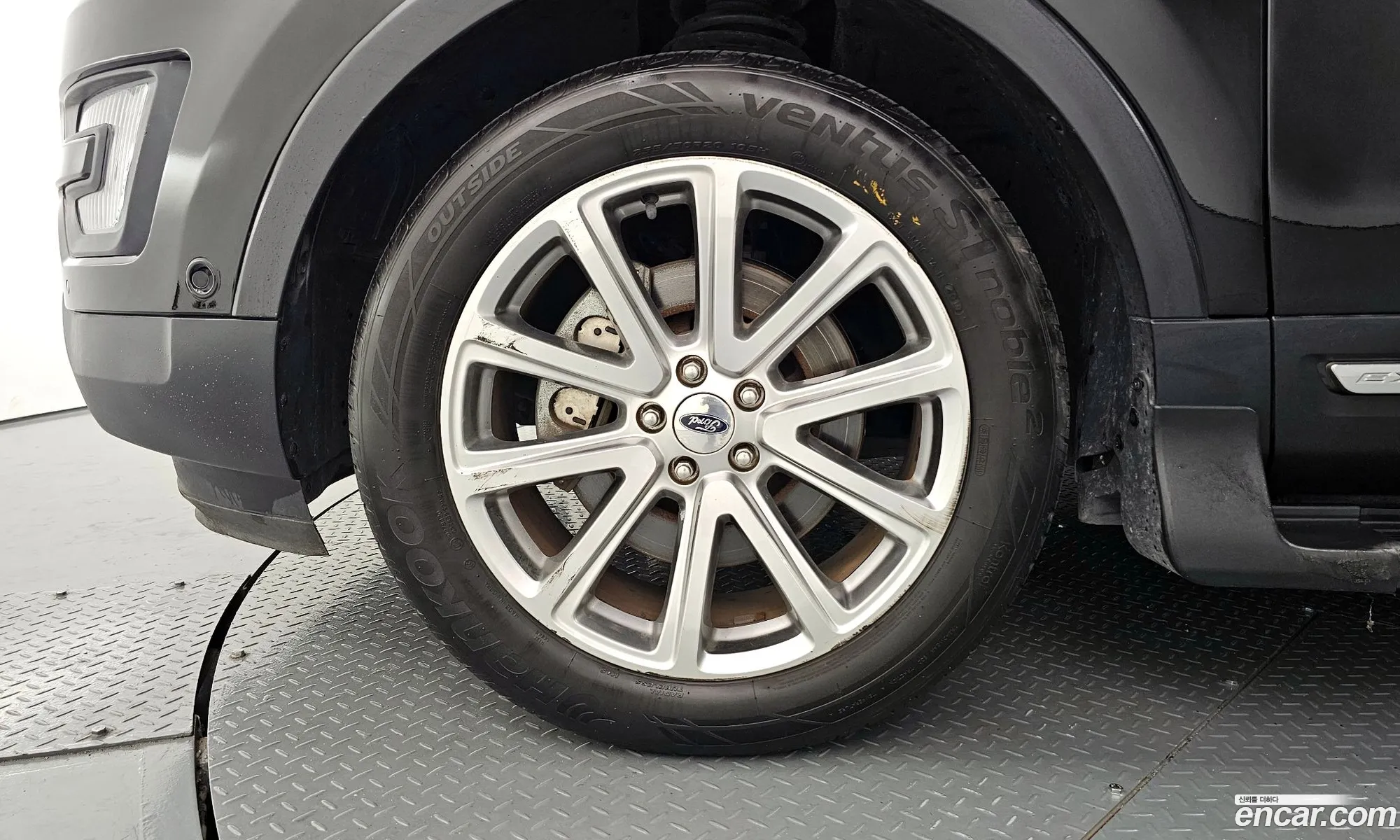 Ford Explorer 2016 1FM5K8F83GGC78545 — 3