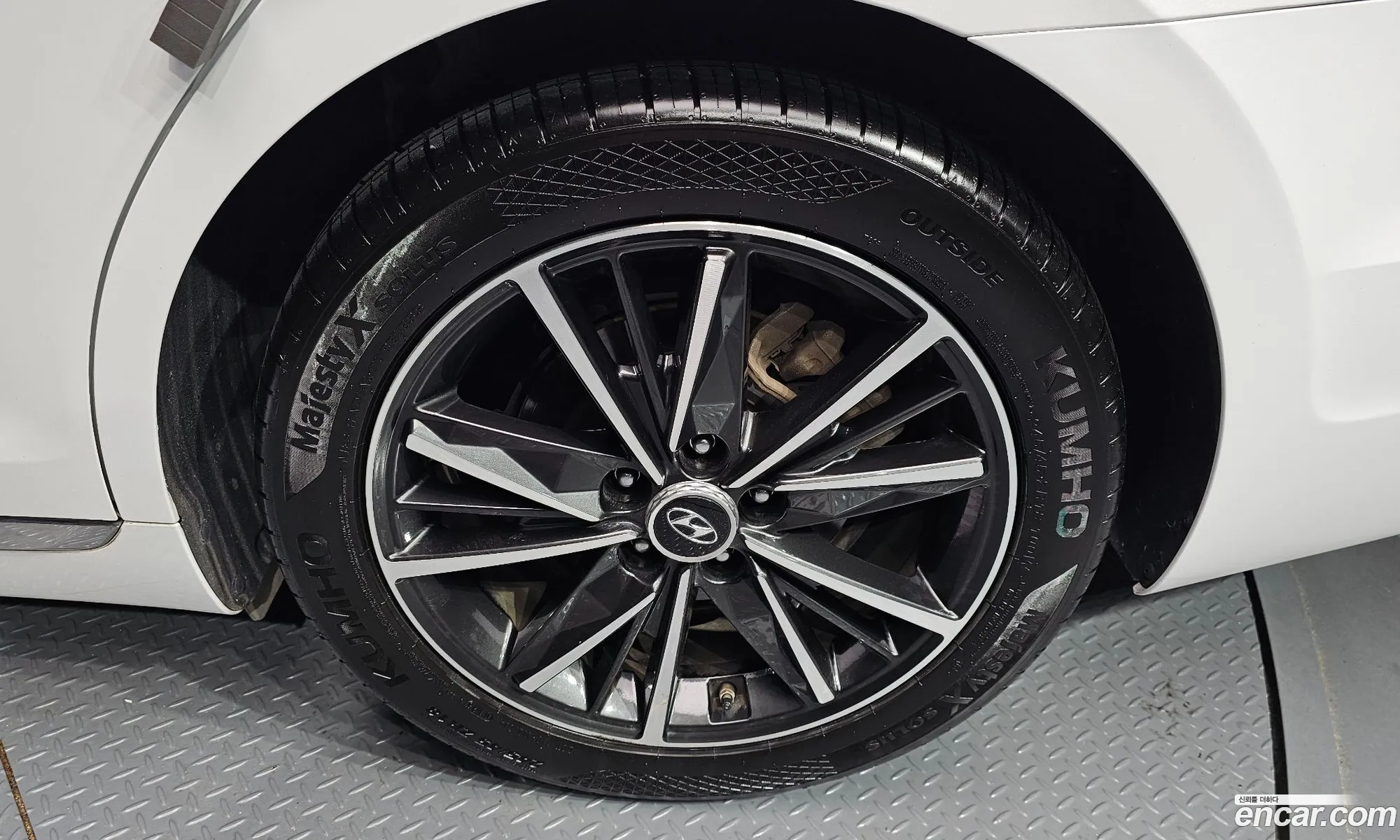 Hyundai Grandeur IG 2021 — 18