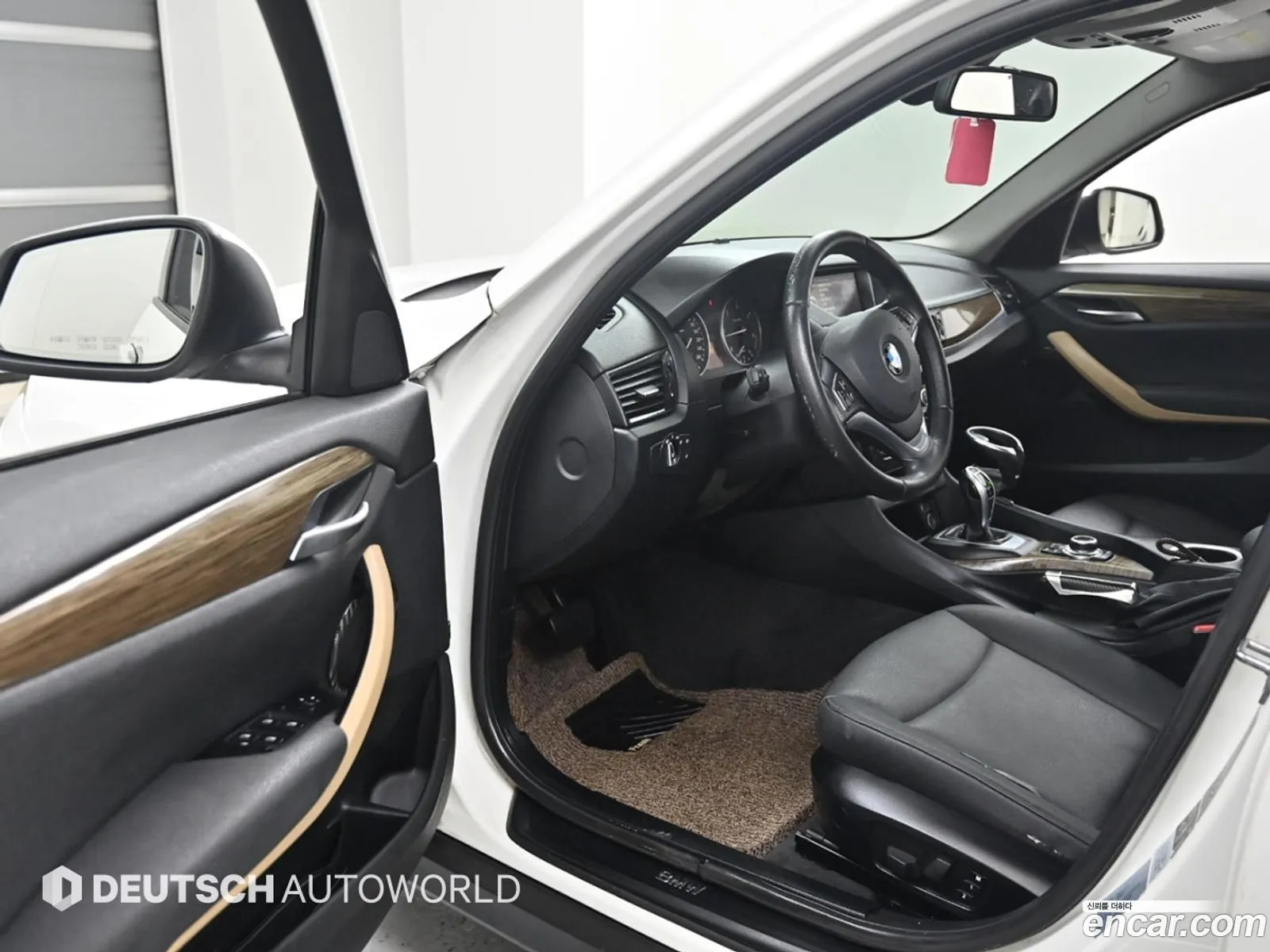 BMW X1 2015 — 14