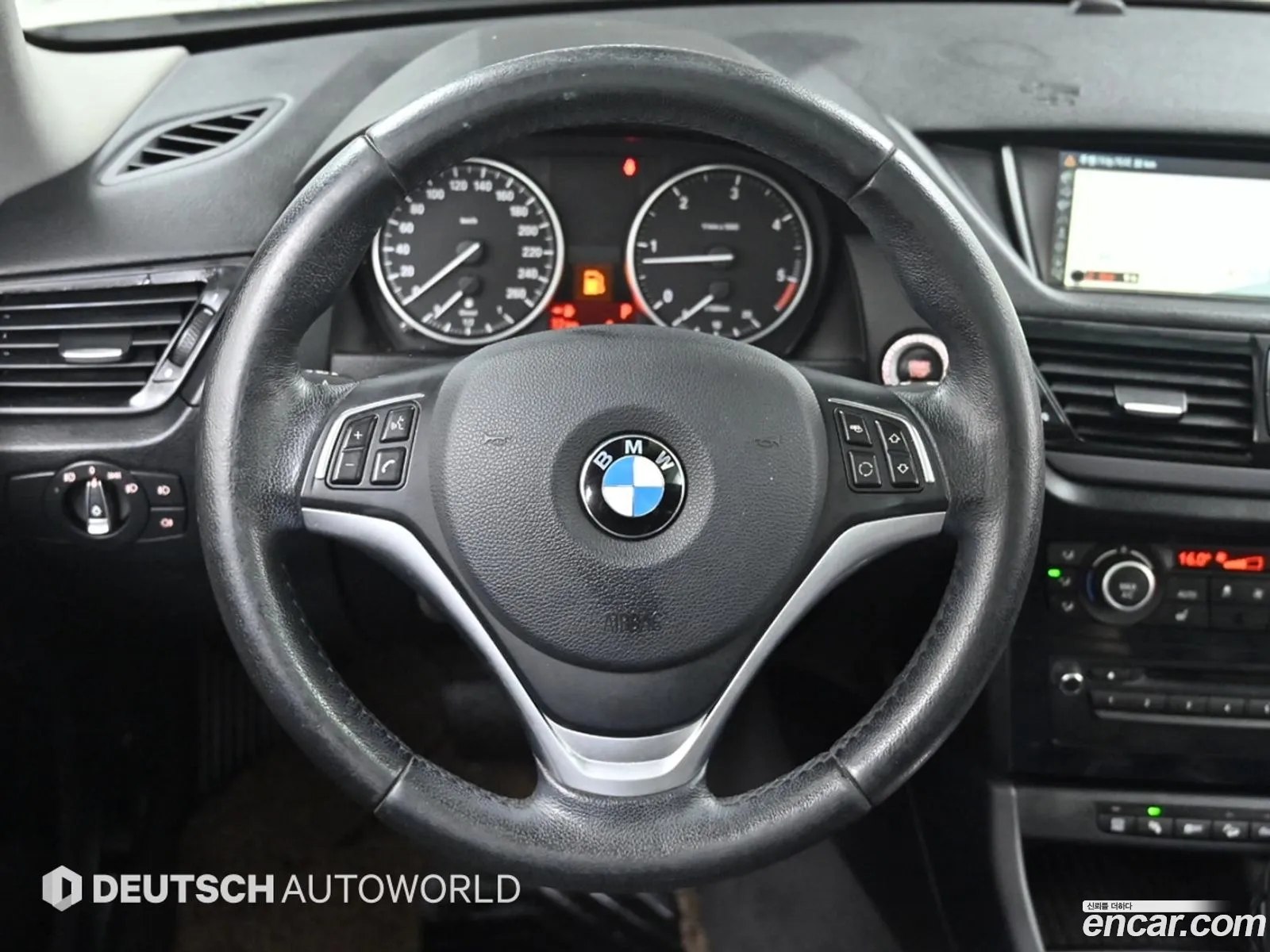 BMW X1 2015 — 16