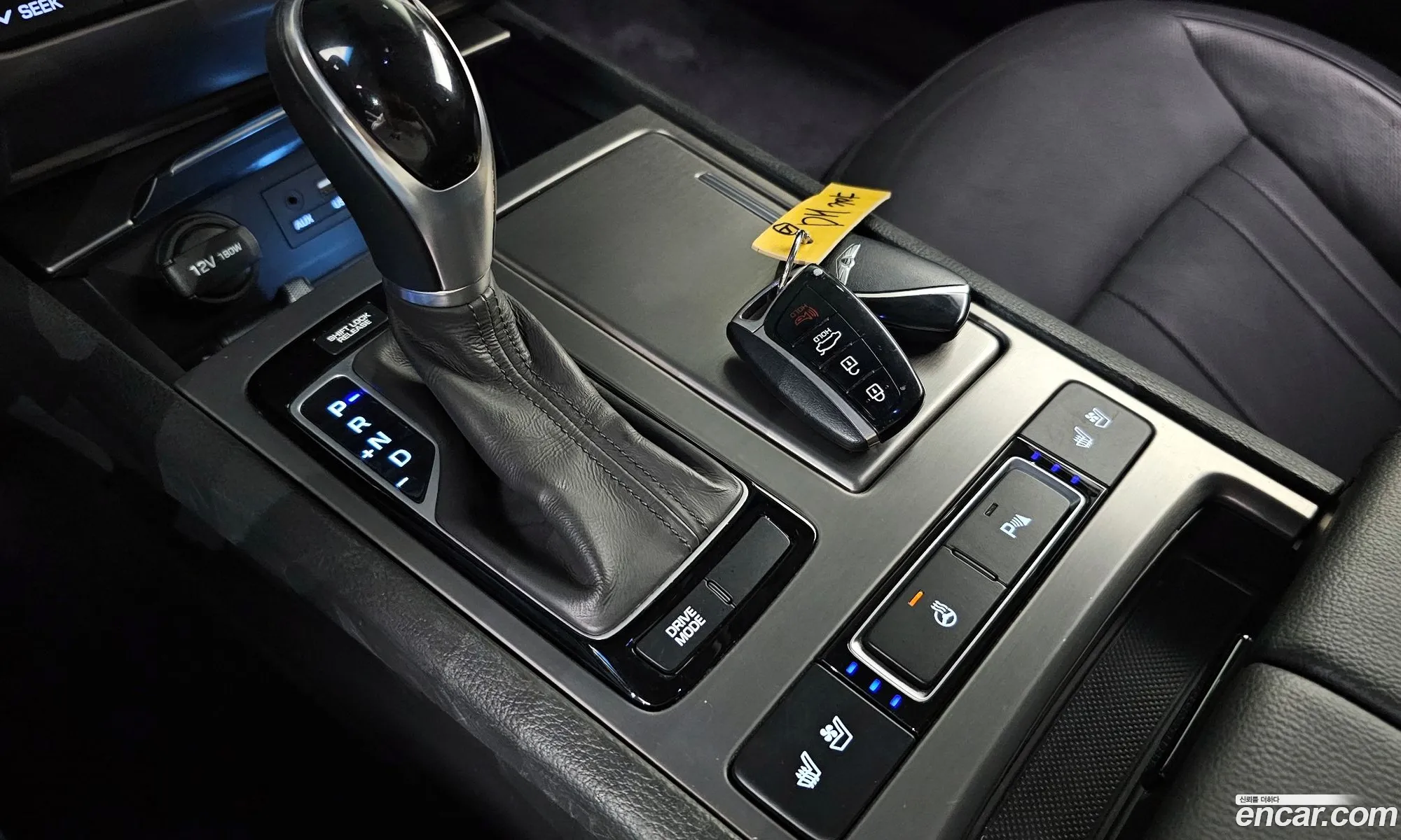 Hyundai Genesis DH 2014 — 17