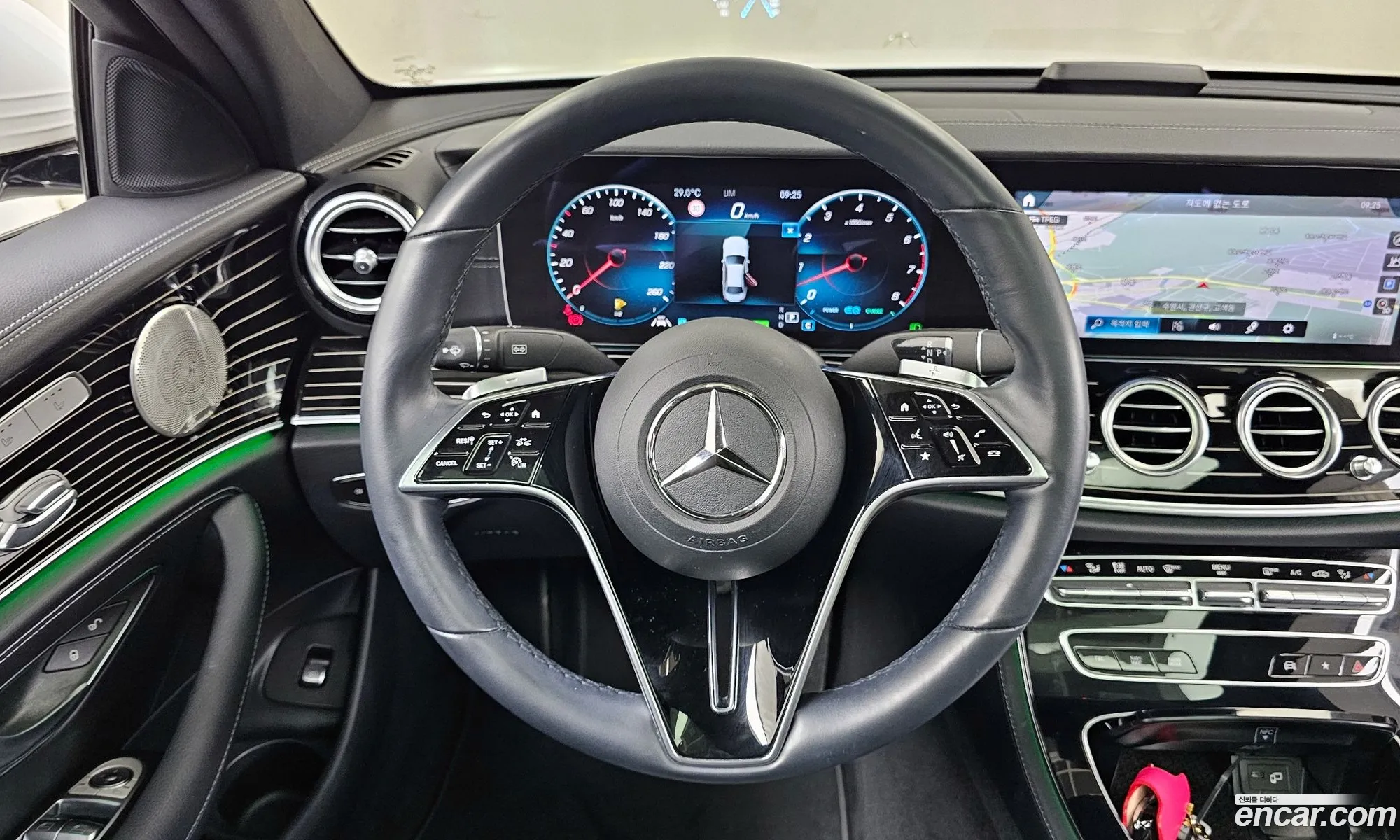 Mercedes-Benz E-Class W213 2022 — 20