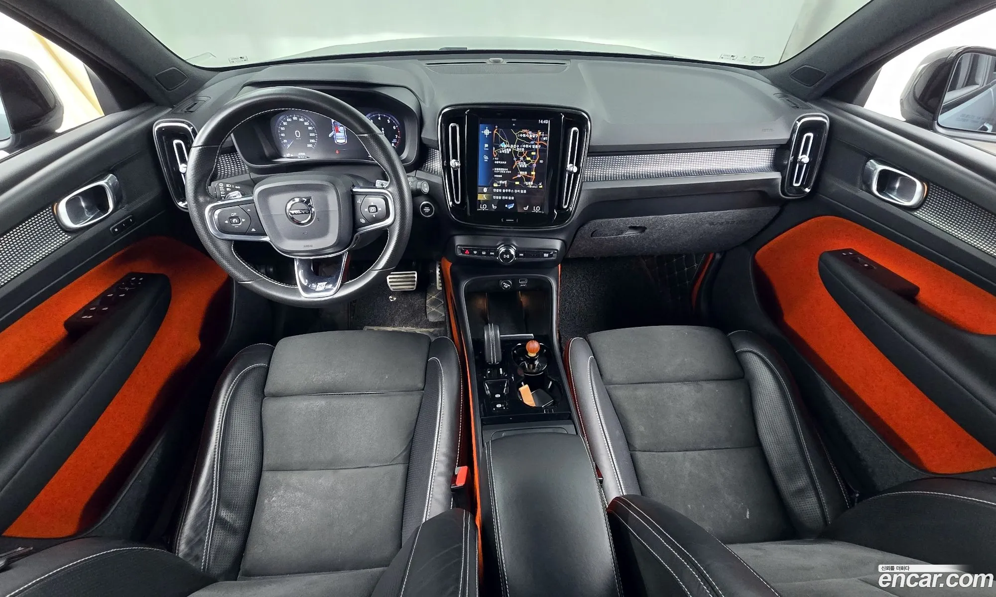 Volvo XC40 2019 YV1XZACACK2149553 — 16