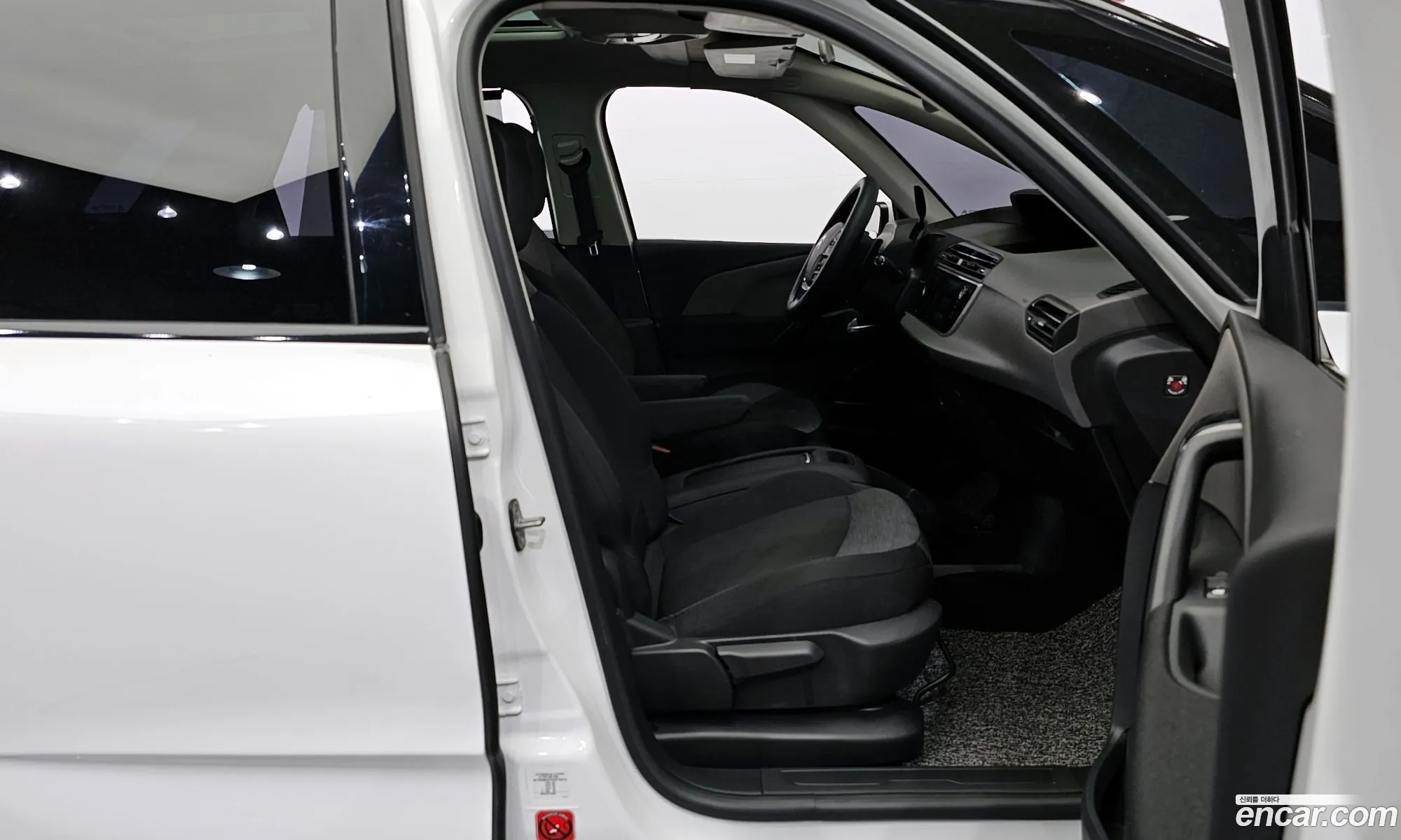 Citroen/DS C4 Picasso 2017 VF73DBHZTHJ516514 — 3