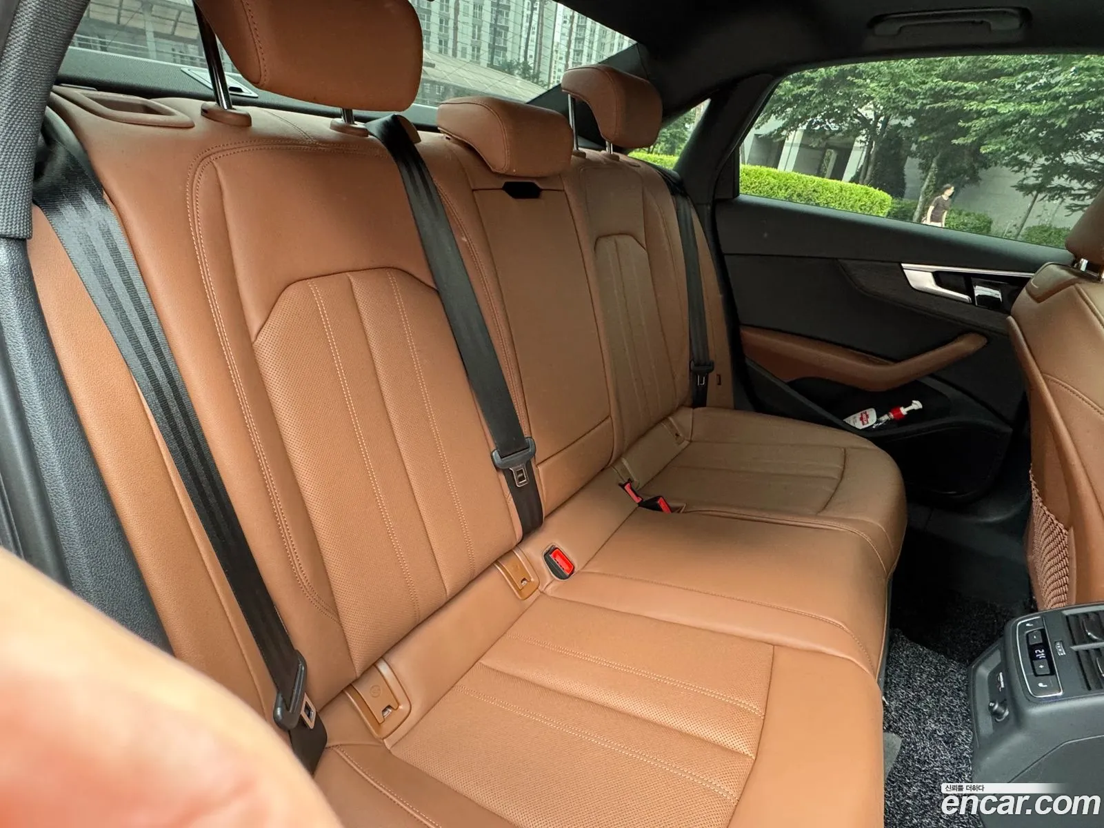 Audi A4 2023 — 18