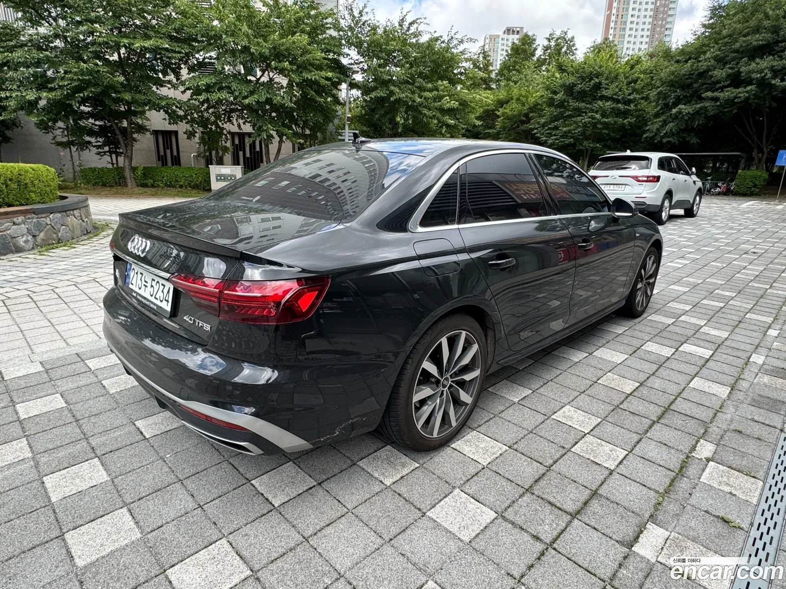 Audi A4 2023 — 2