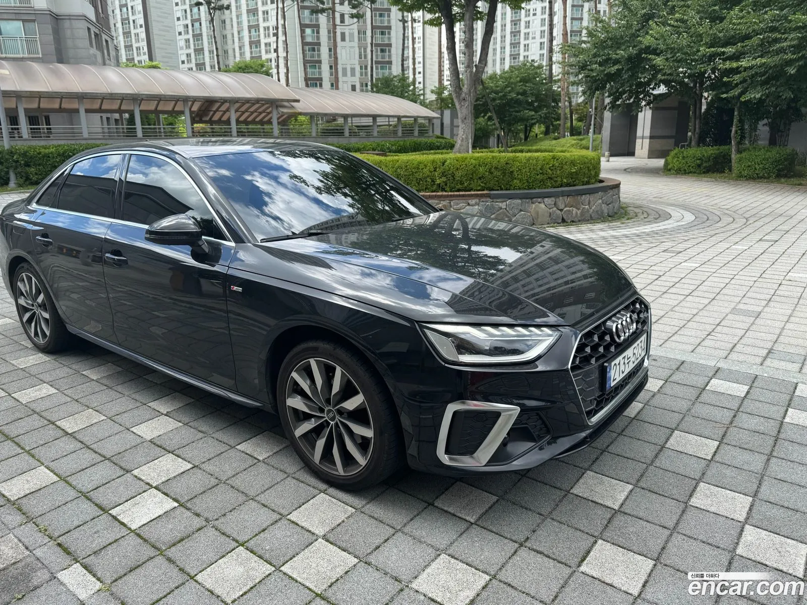 Audi A4 2023 — 19